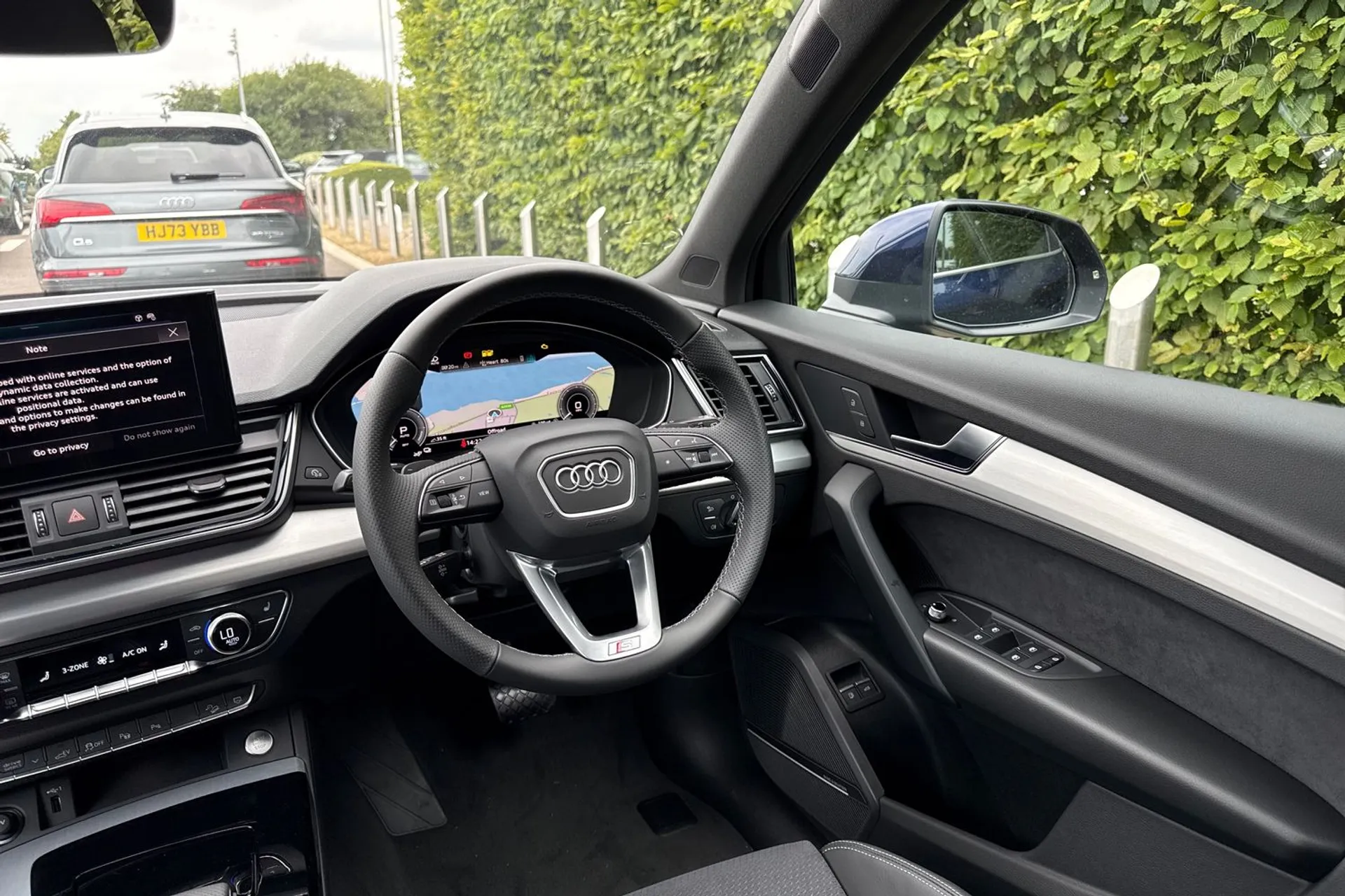 Audi Q5 thumbnail image number 38