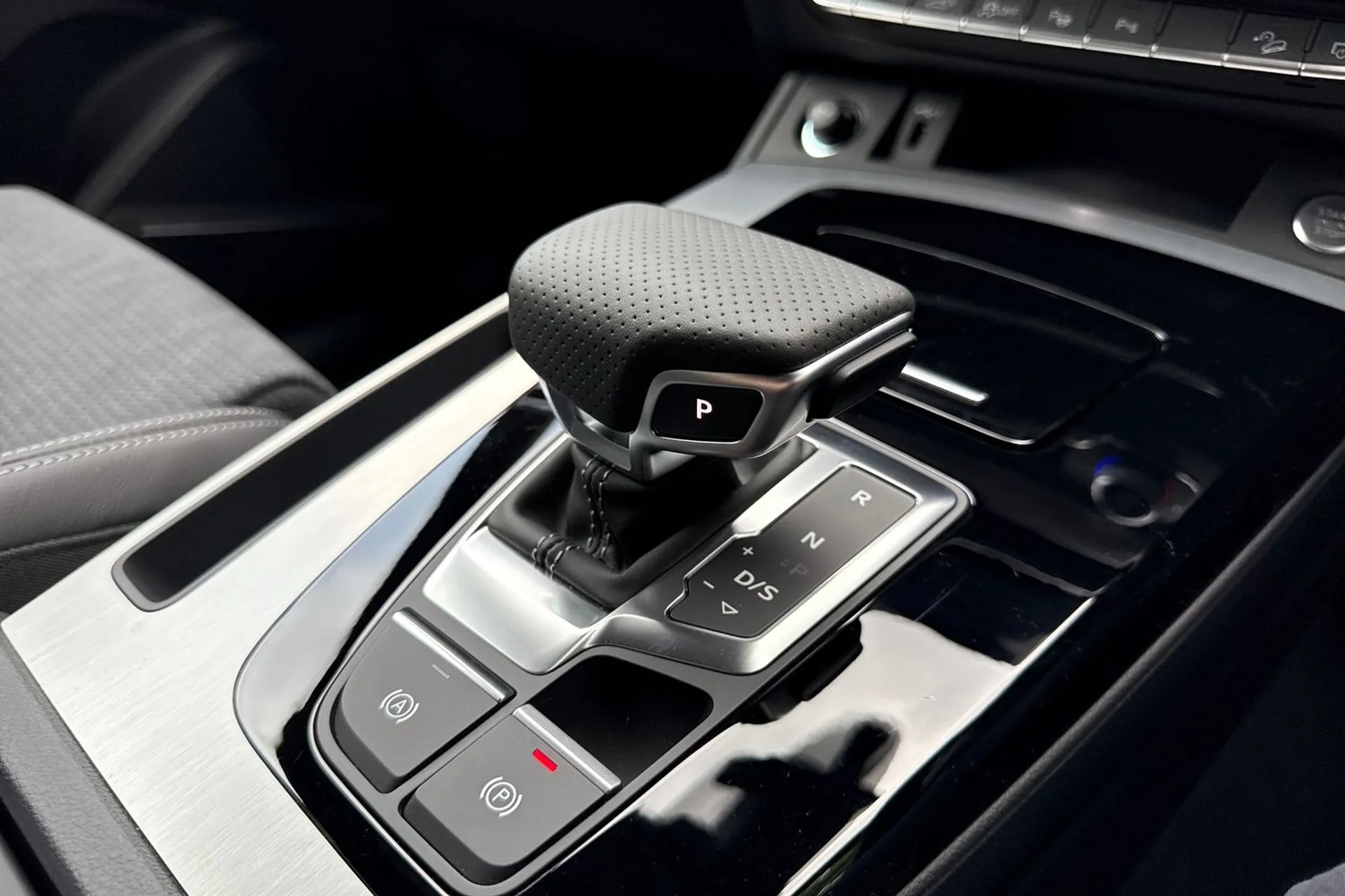 Audi Q5 thumbnail image number 50