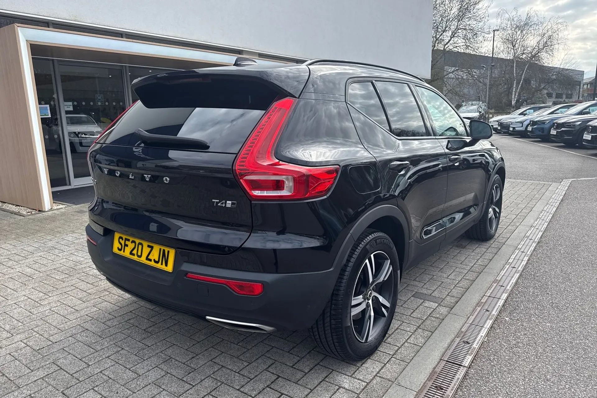 Volvo XC40 thumbnail image number 8