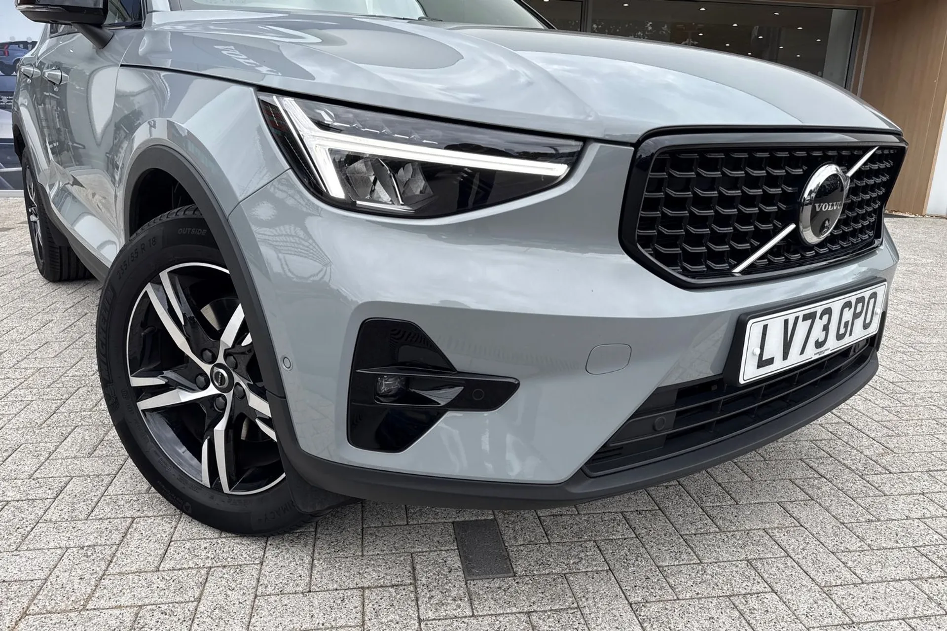Volvo XC40 thumbnail image number 6