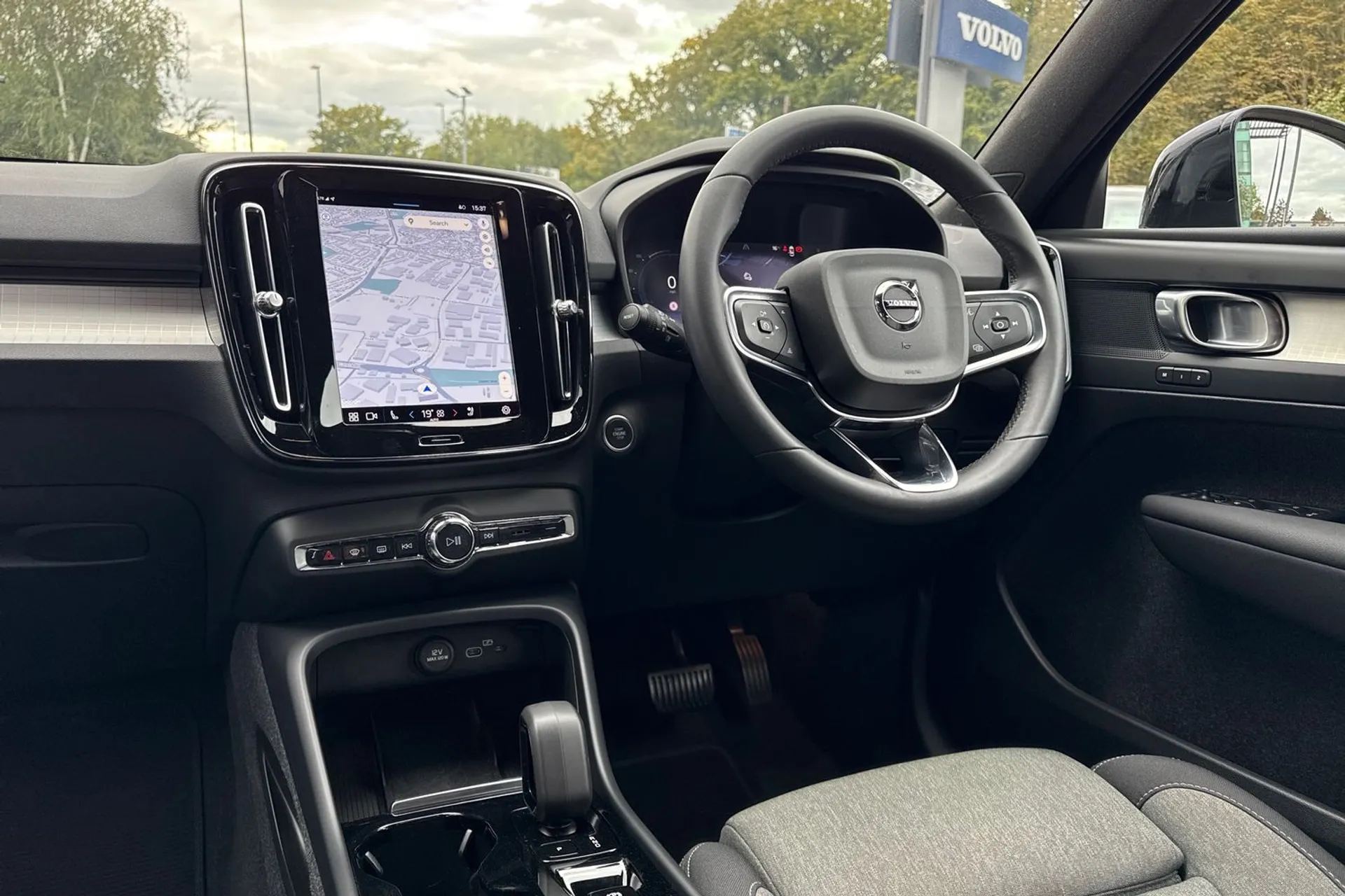 Volvo XC40 thumbnail image number 33