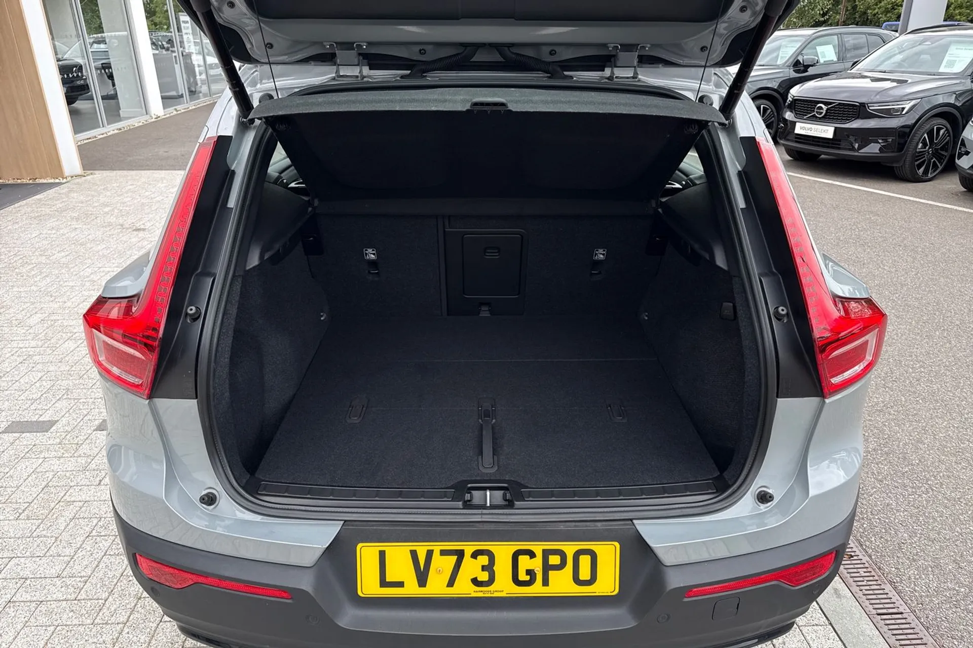 Volvo XC40 thumbnail image number 18