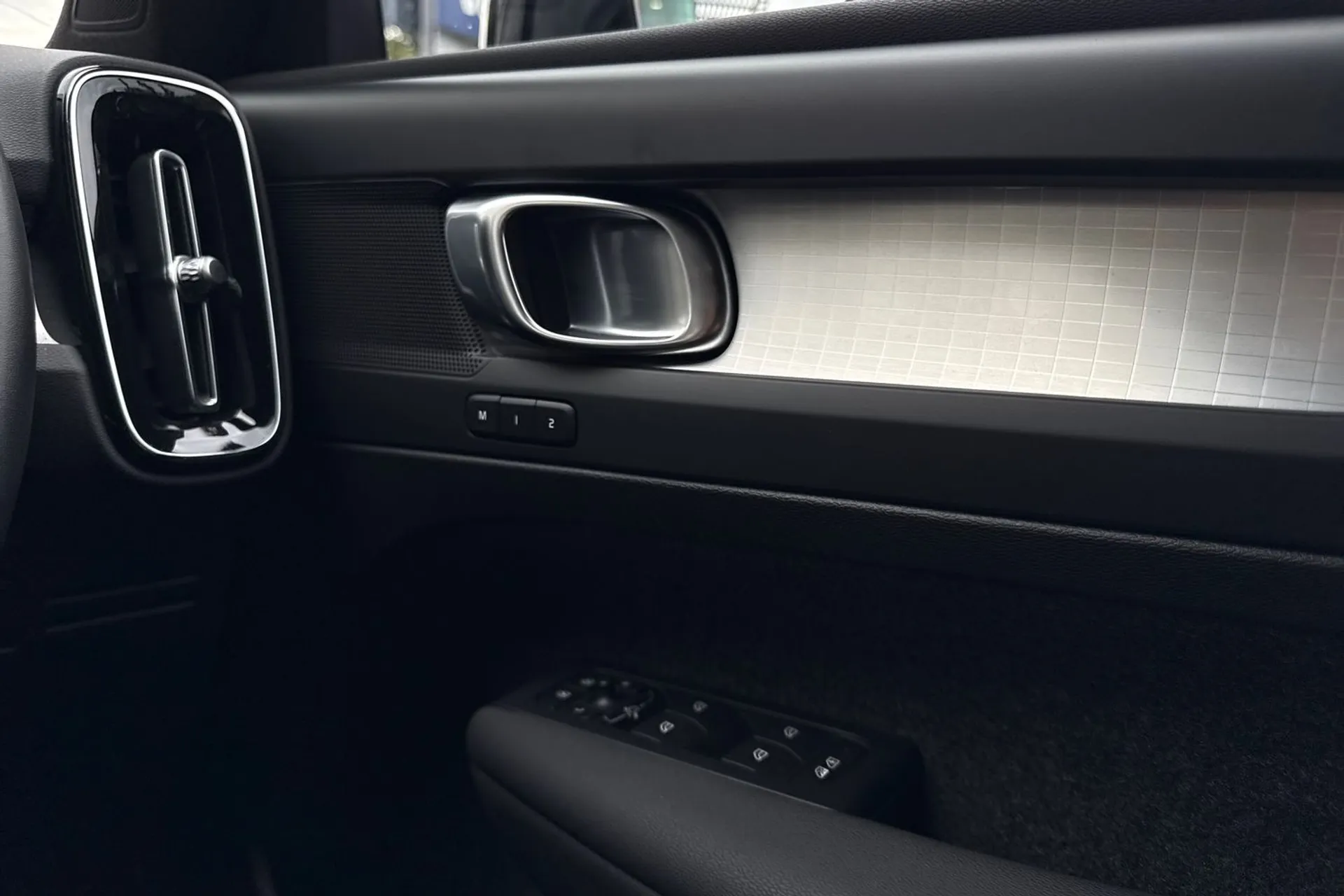 Volvo XC40 thumbnail image number 41