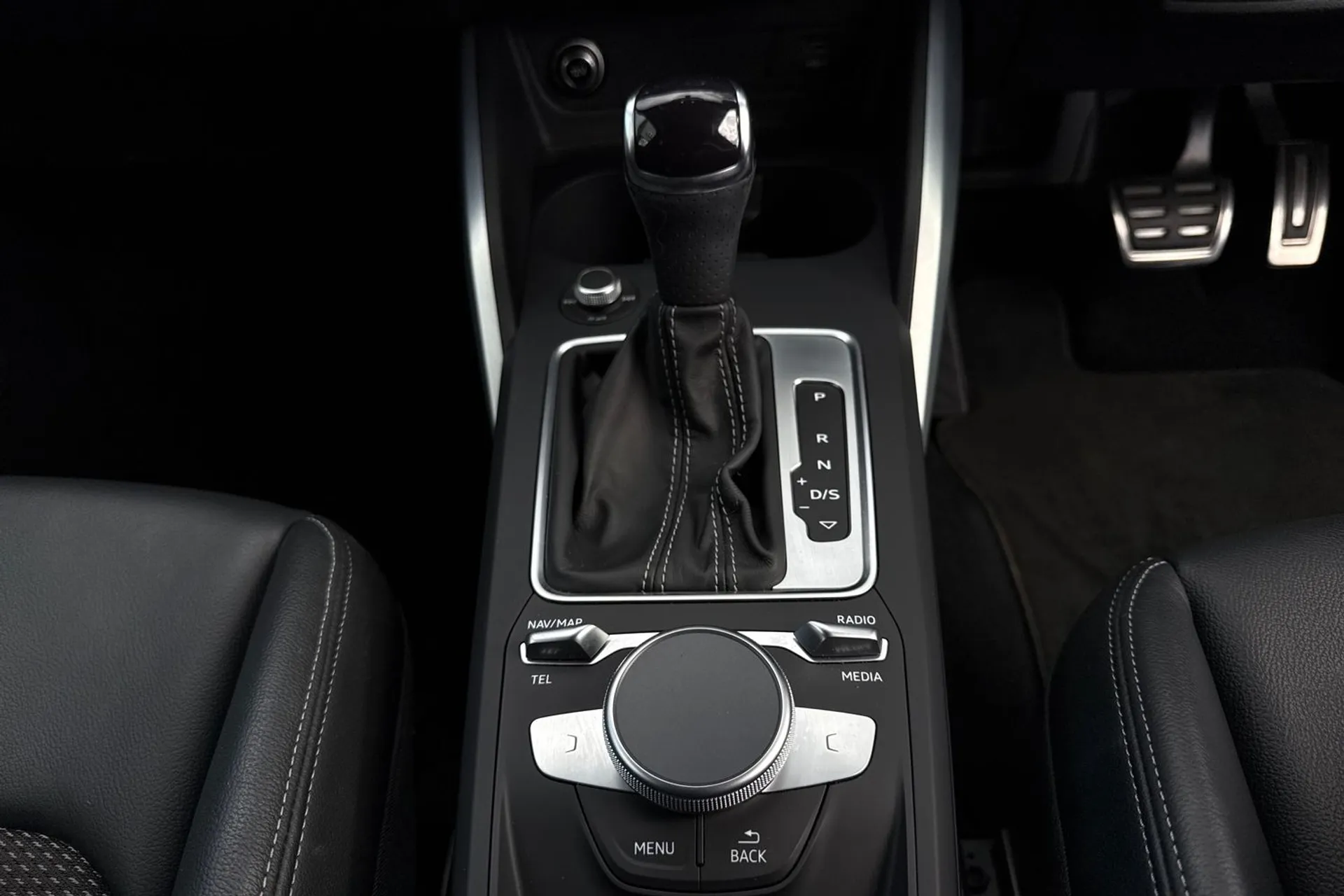 Audi Q2 thumbnail image number 46