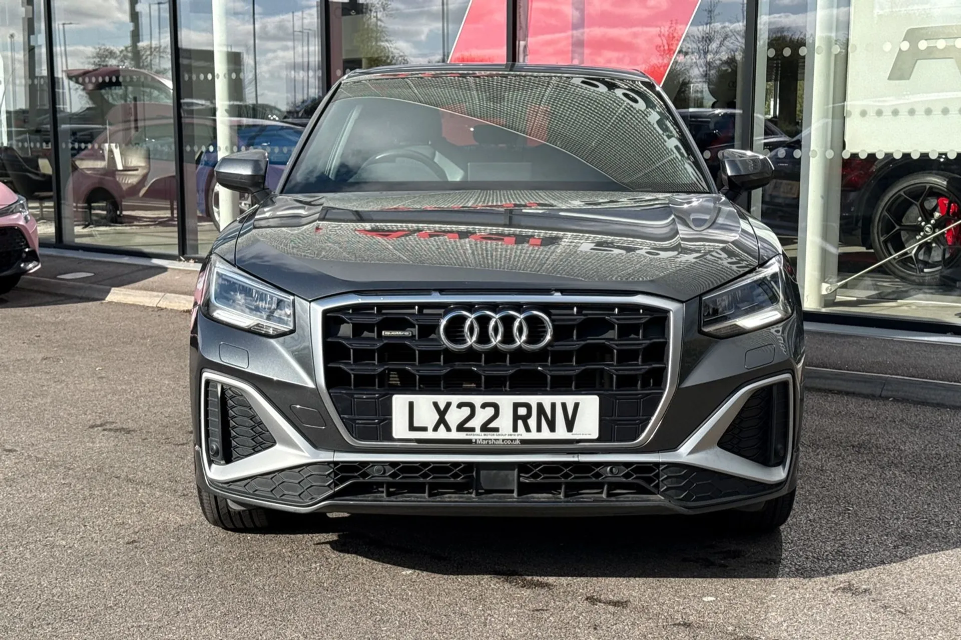 Audi Q2 thumbnail image number 19