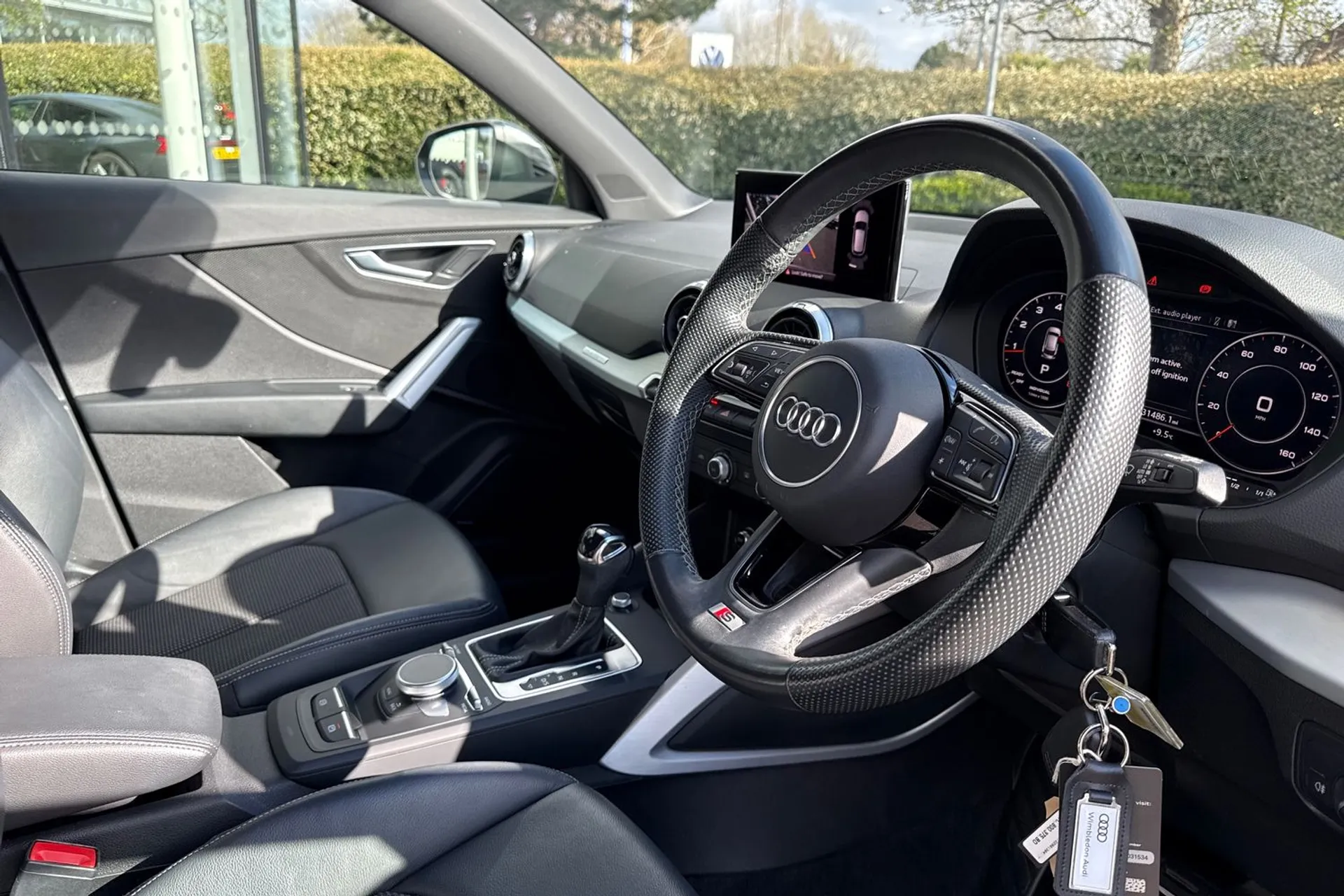 Audi Q2 thumbnail image number 15