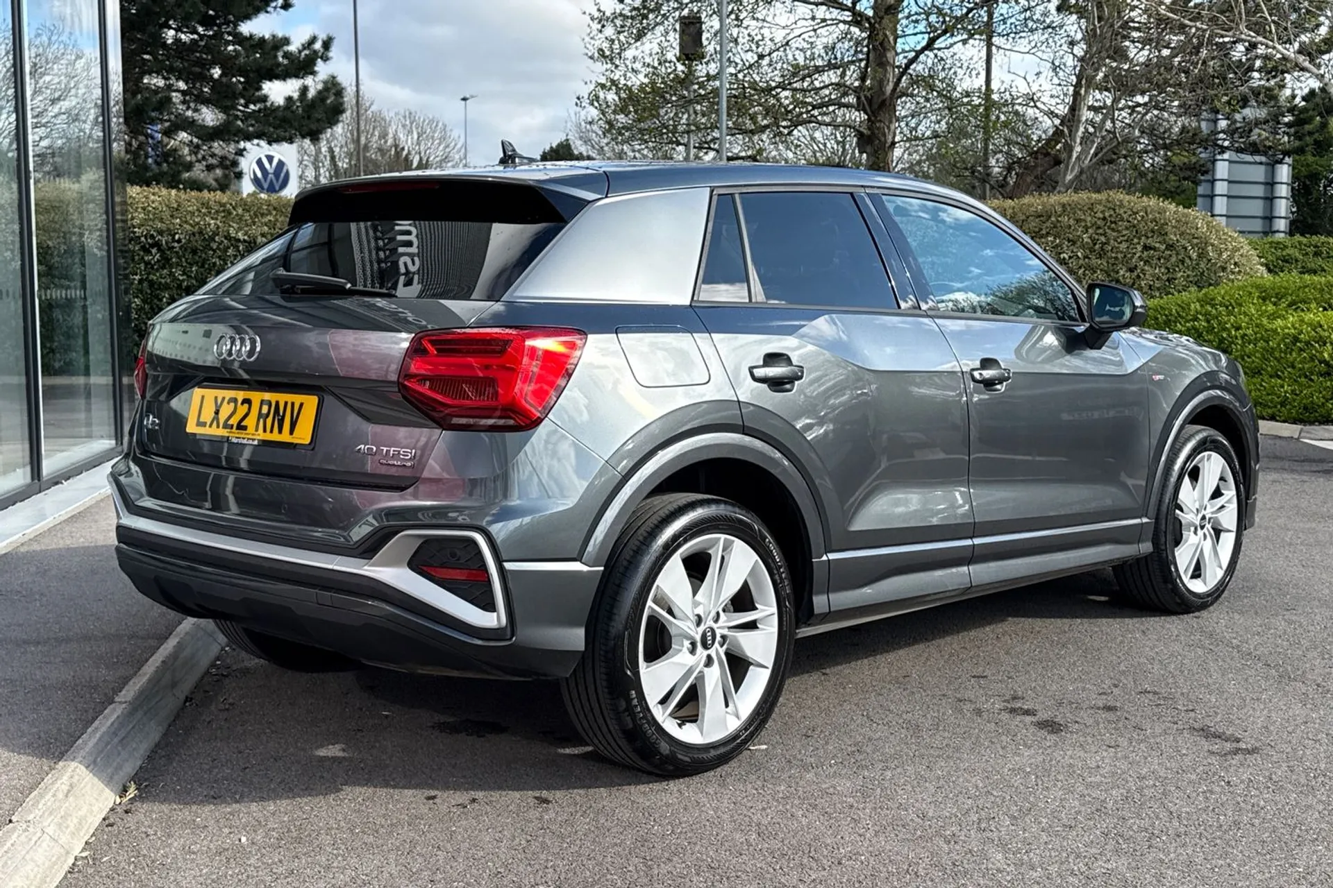 Audi Q2 thumbnail image number 12