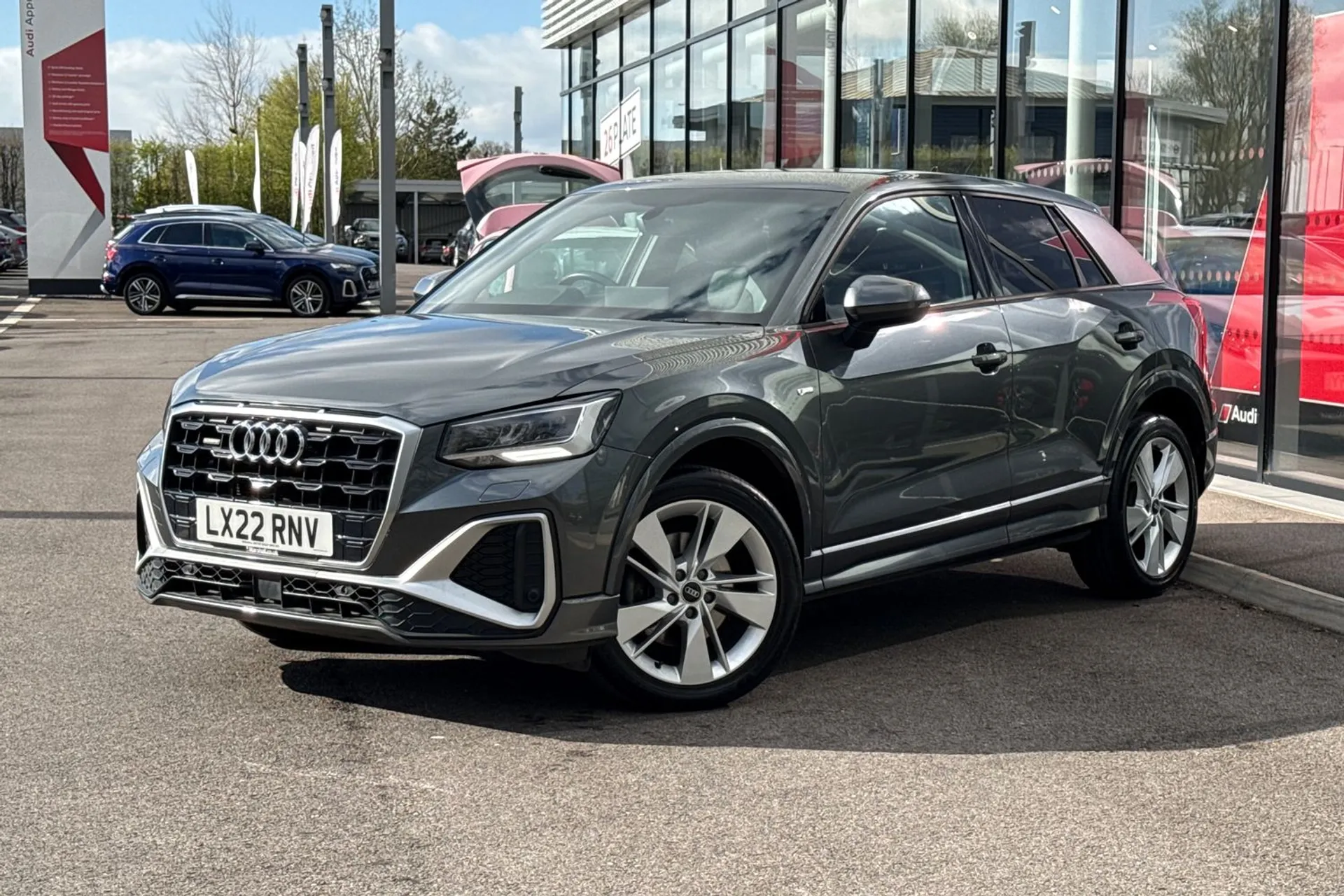 Audi Q2 thumbnail image number 5