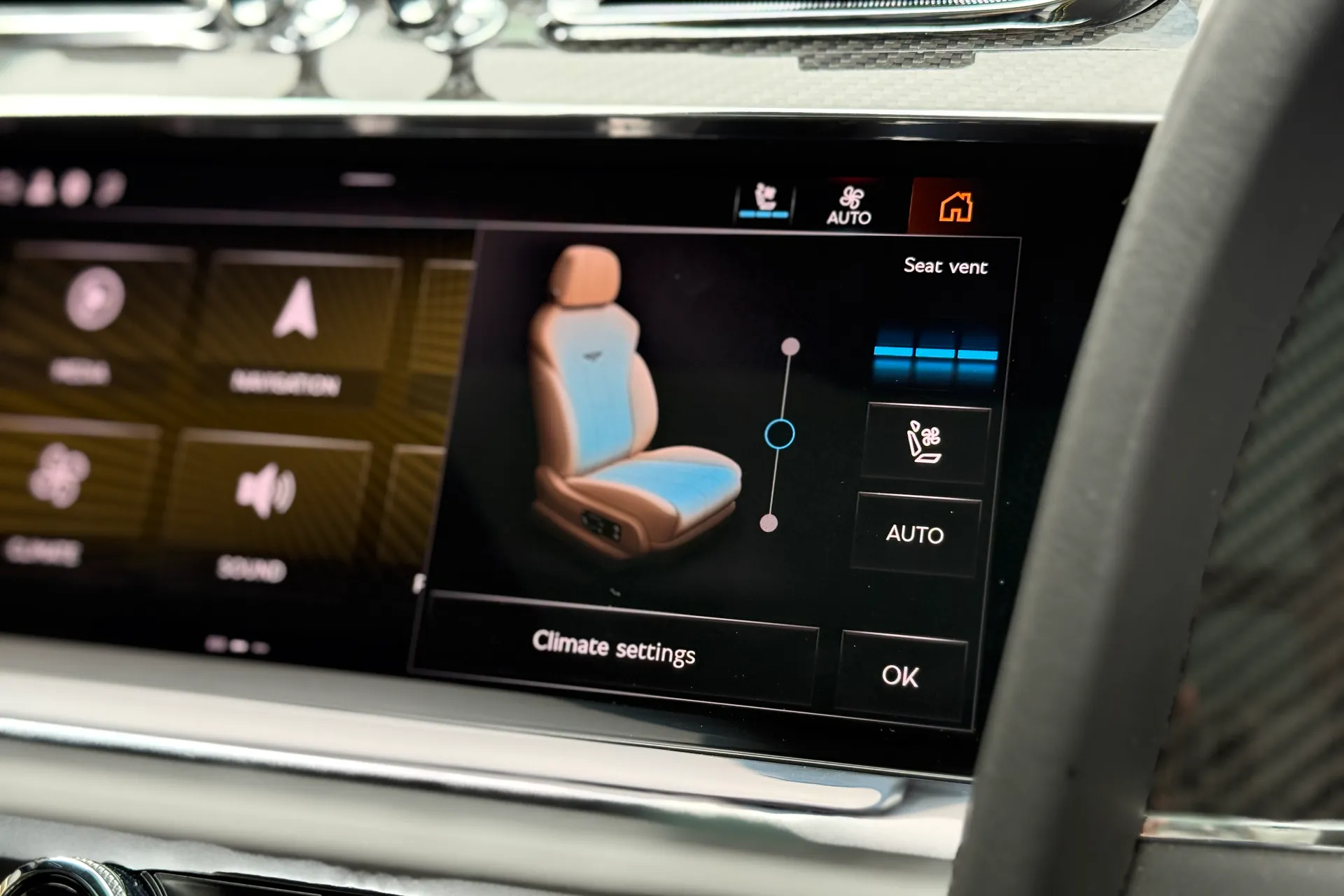 Bentley BENTAYGA thumbnail image number 43