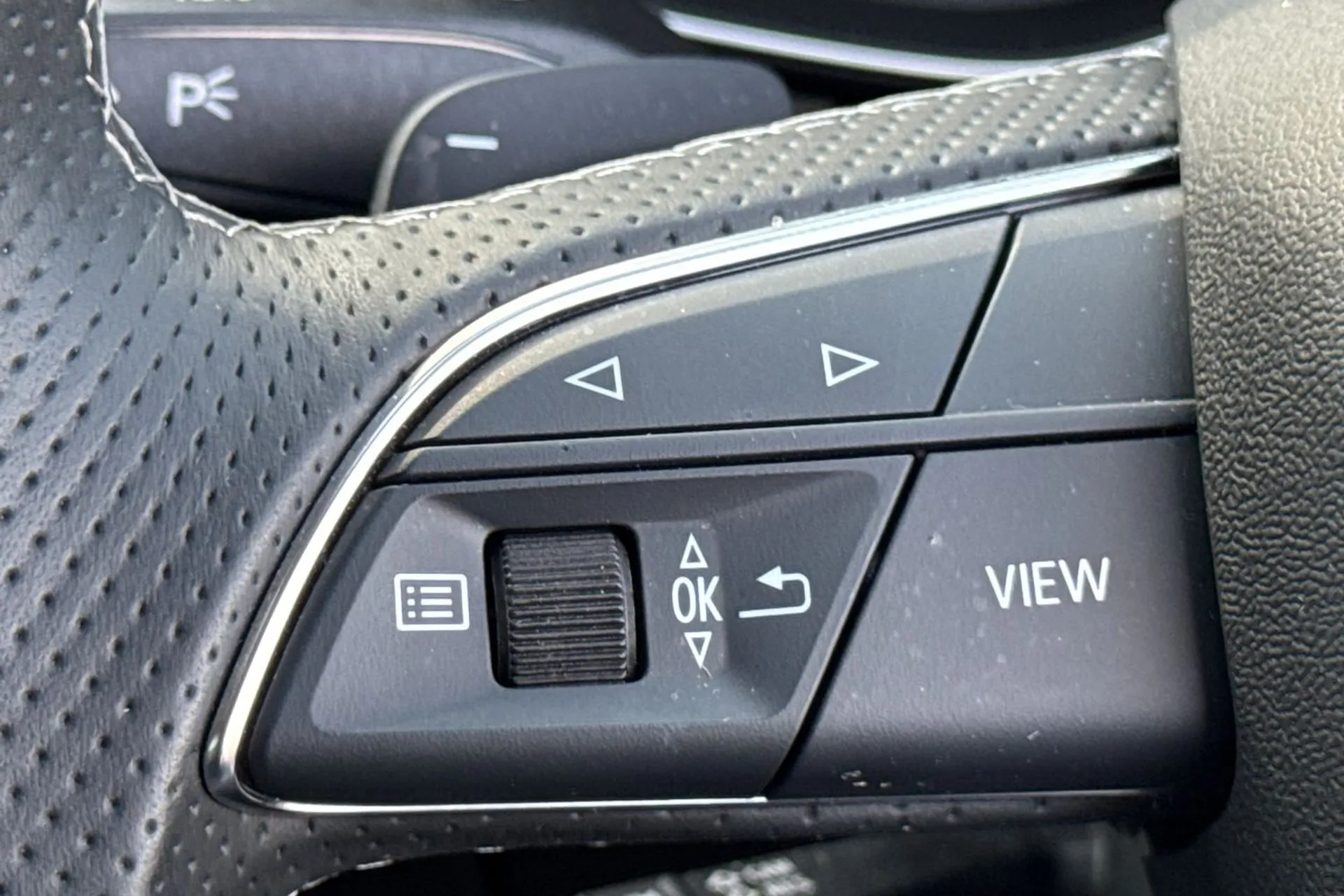 Audi Q5 thumbnail image number 46