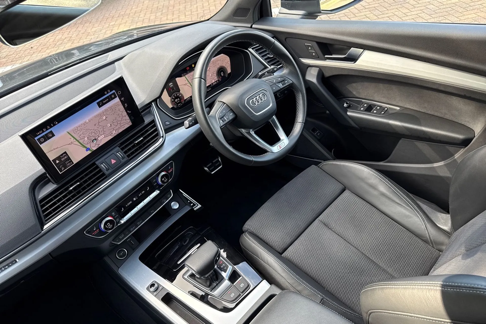 Audi Q5 thumbnail image number 41