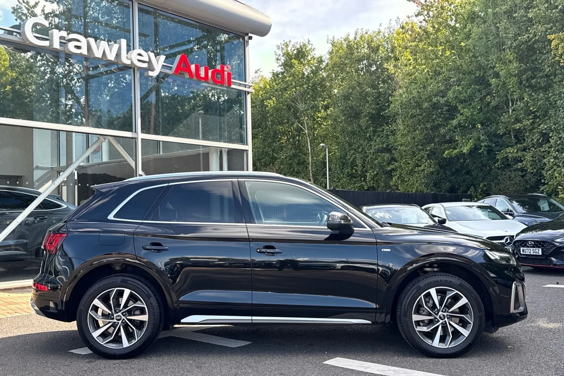 Audi Q5 thumbnail image number 2