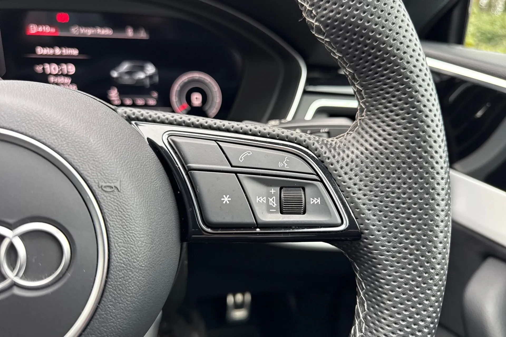 Audi A5 thumbnail image number 41