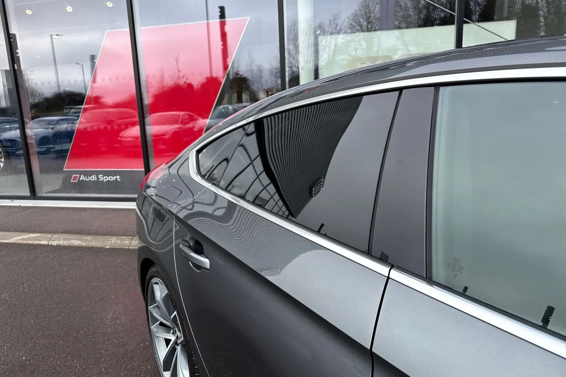 Audi A5 thumbnail image number 22