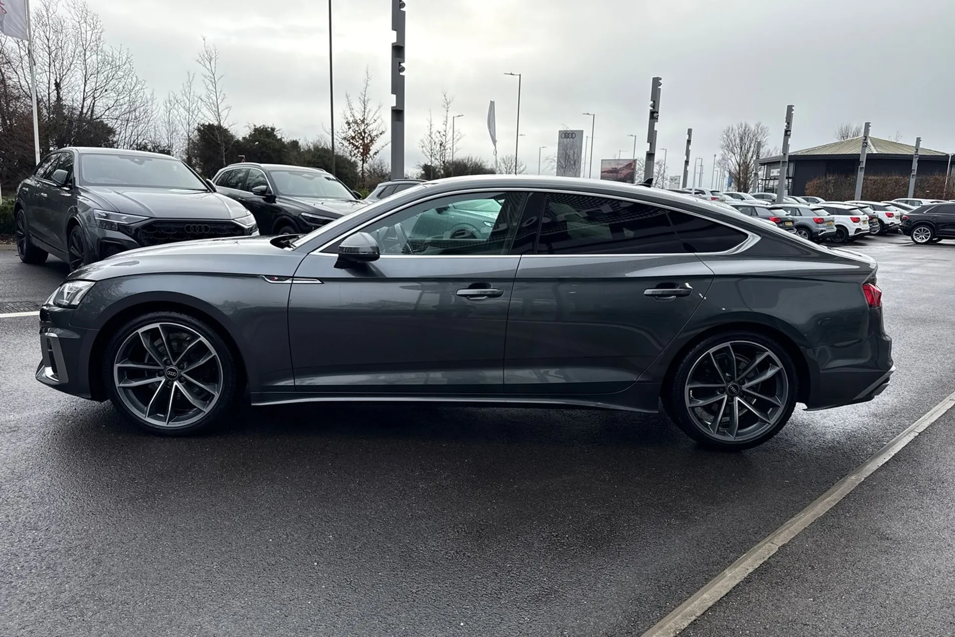 Audi A5 thumbnail image number 18