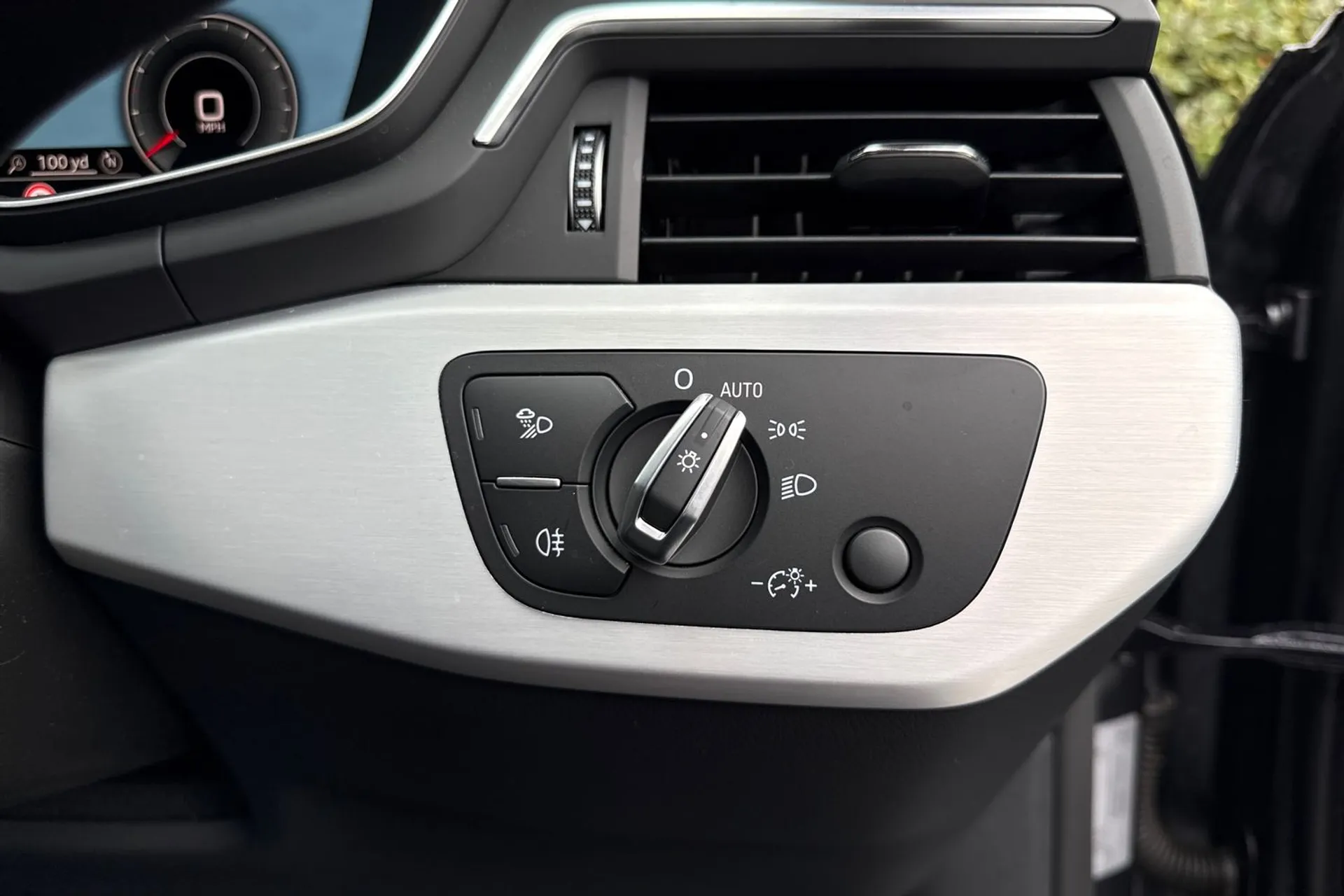 Audi A5 thumbnail image number 30