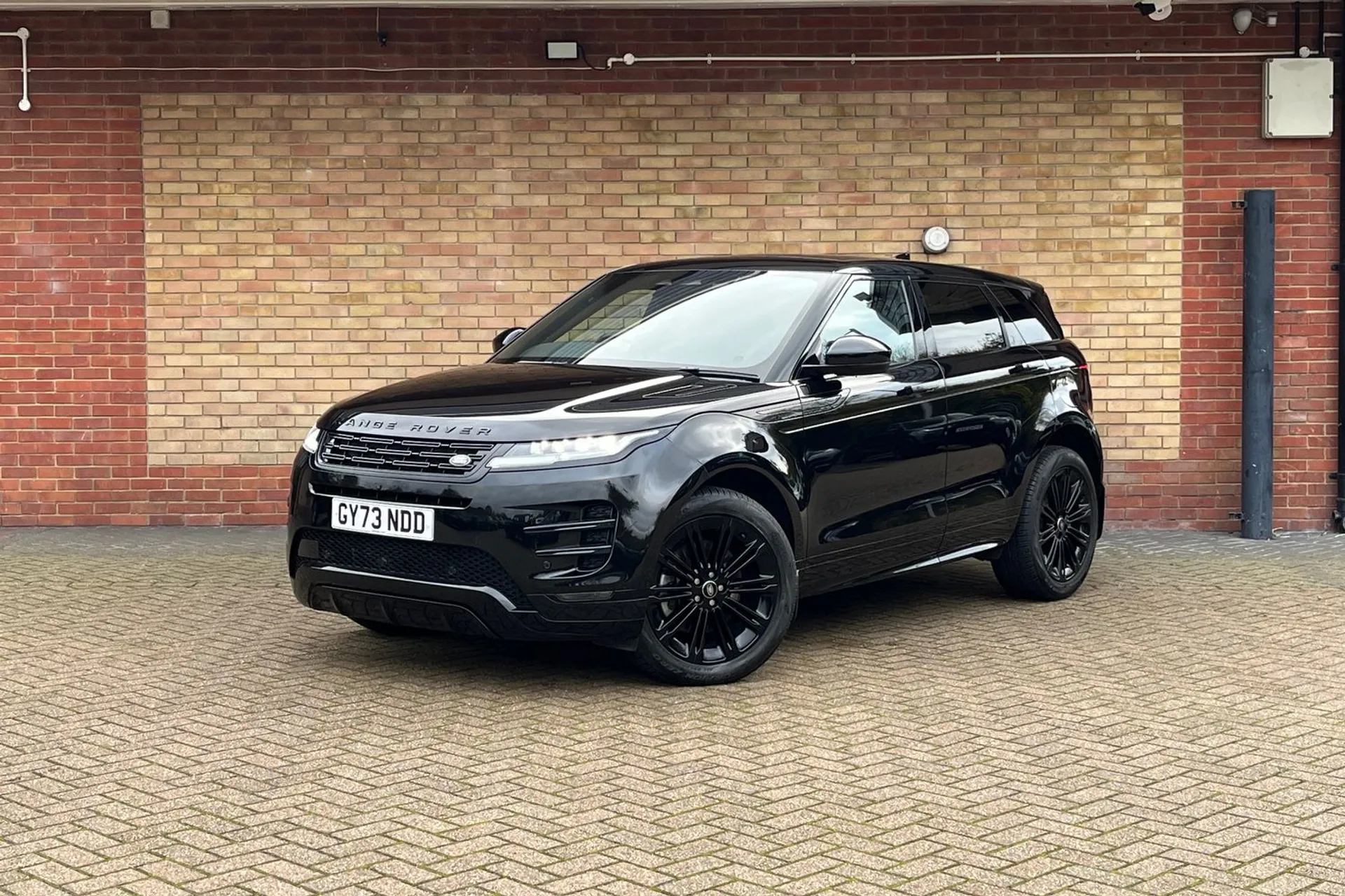 LAND ROVER RANGE ROVER EVOQUE thumbnail image number 17