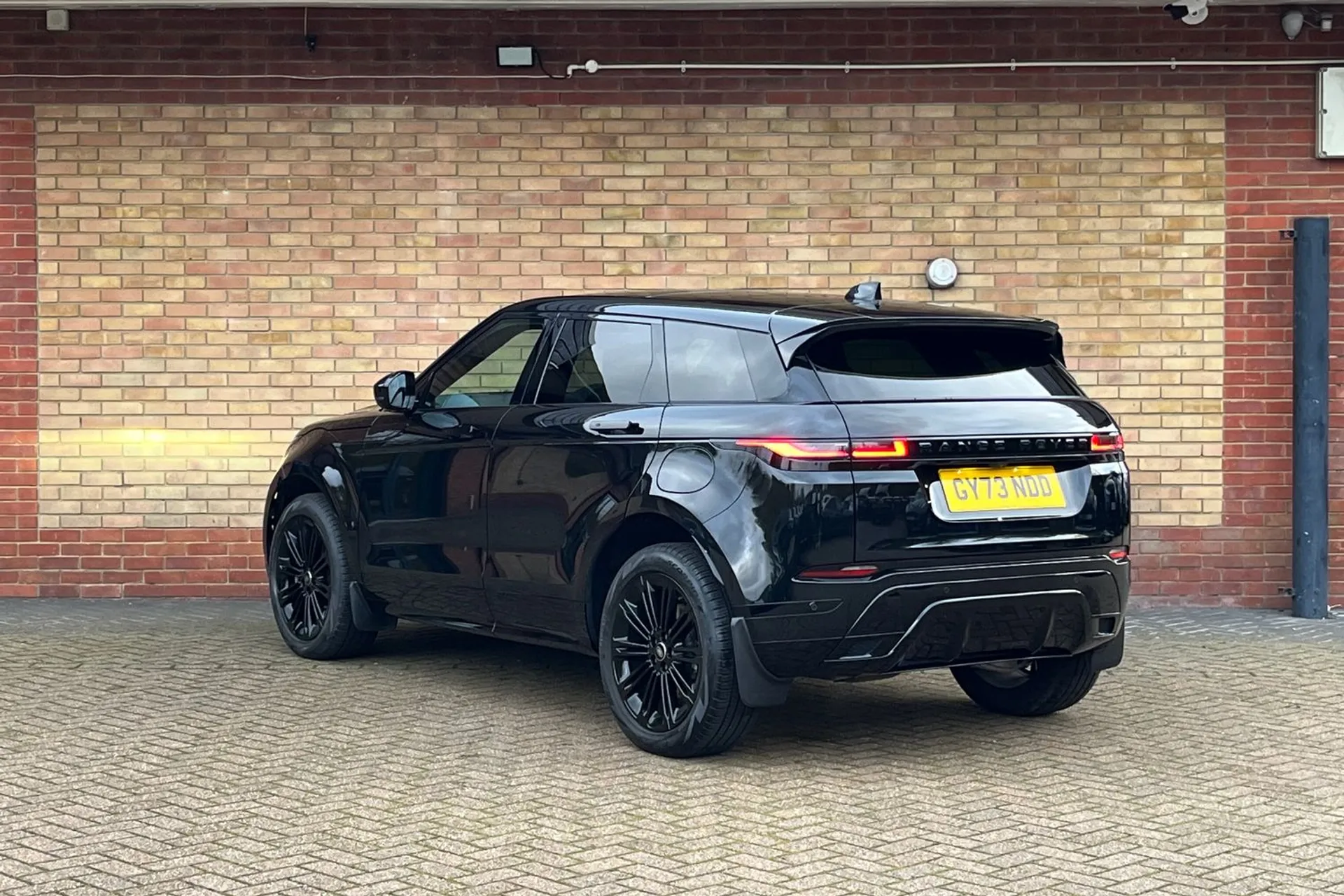 LAND ROVER RANGE ROVER EVOQUE thumbnail image number 7