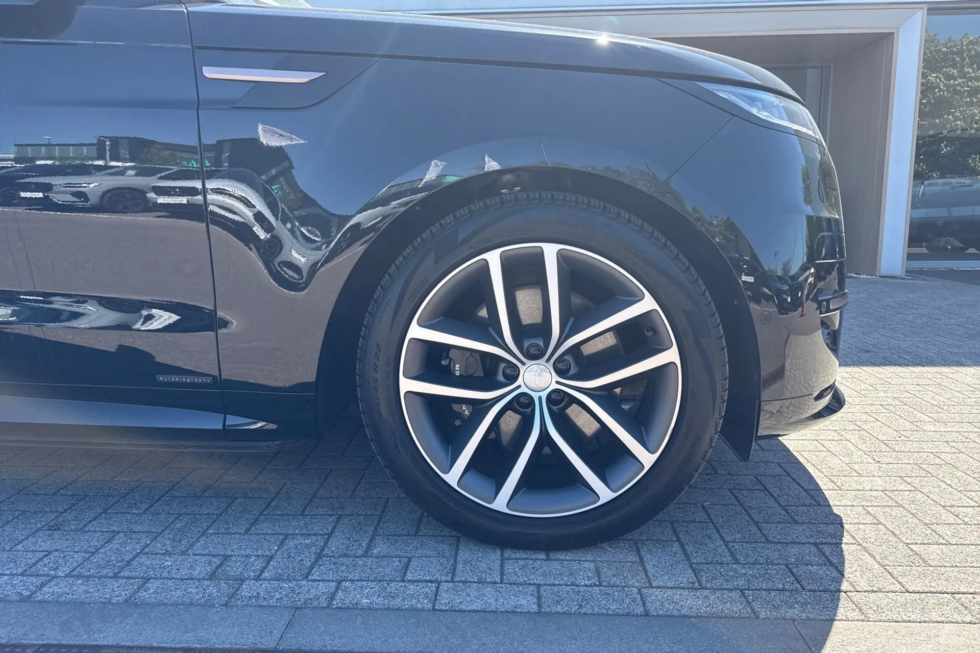 LAND ROVER RANGE ROVER SPORT thumbnail image number 16