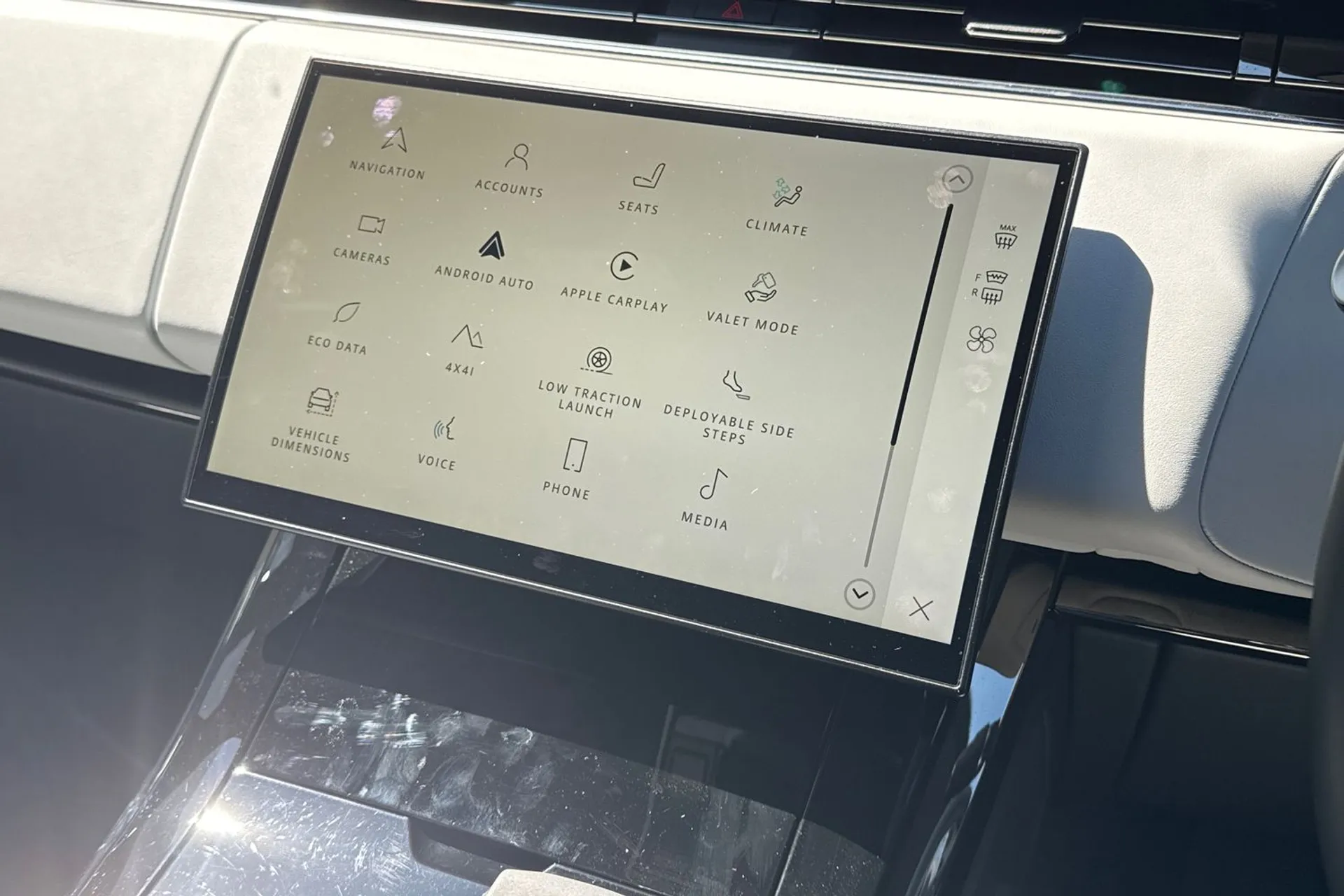 LAND ROVER RANGE ROVER SPORT thumbnail image number 43