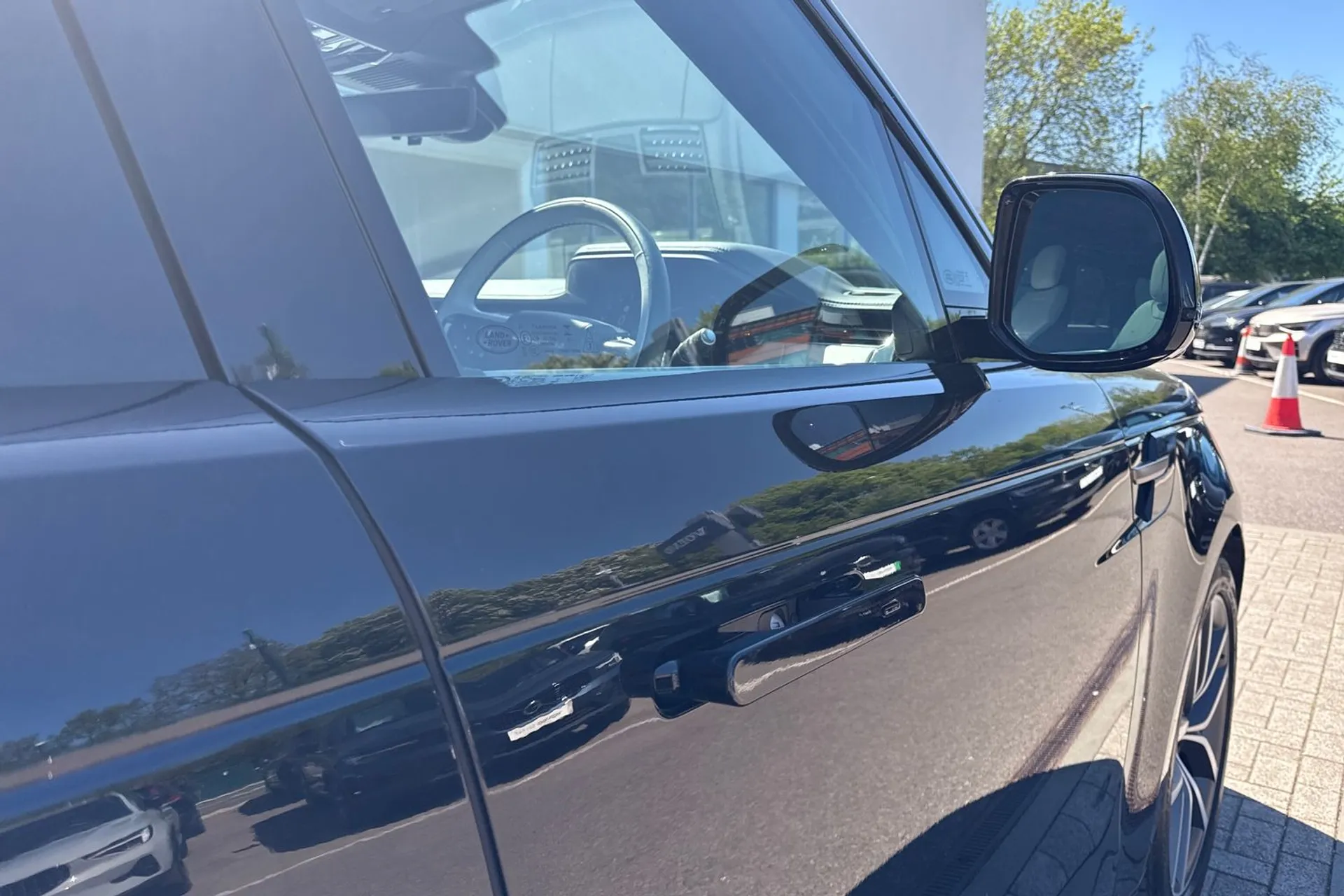 LAND ROVER RANGE ROVER SPORT thumbnail image number 19