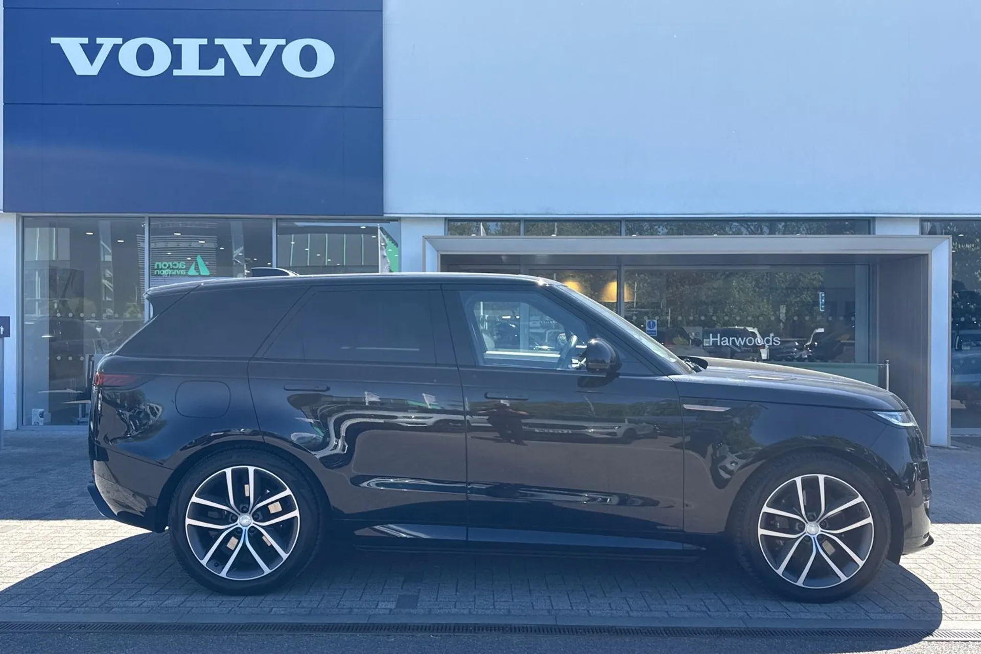 LAND ROVER RANGE ROVER SPORT thumbnail image number 2