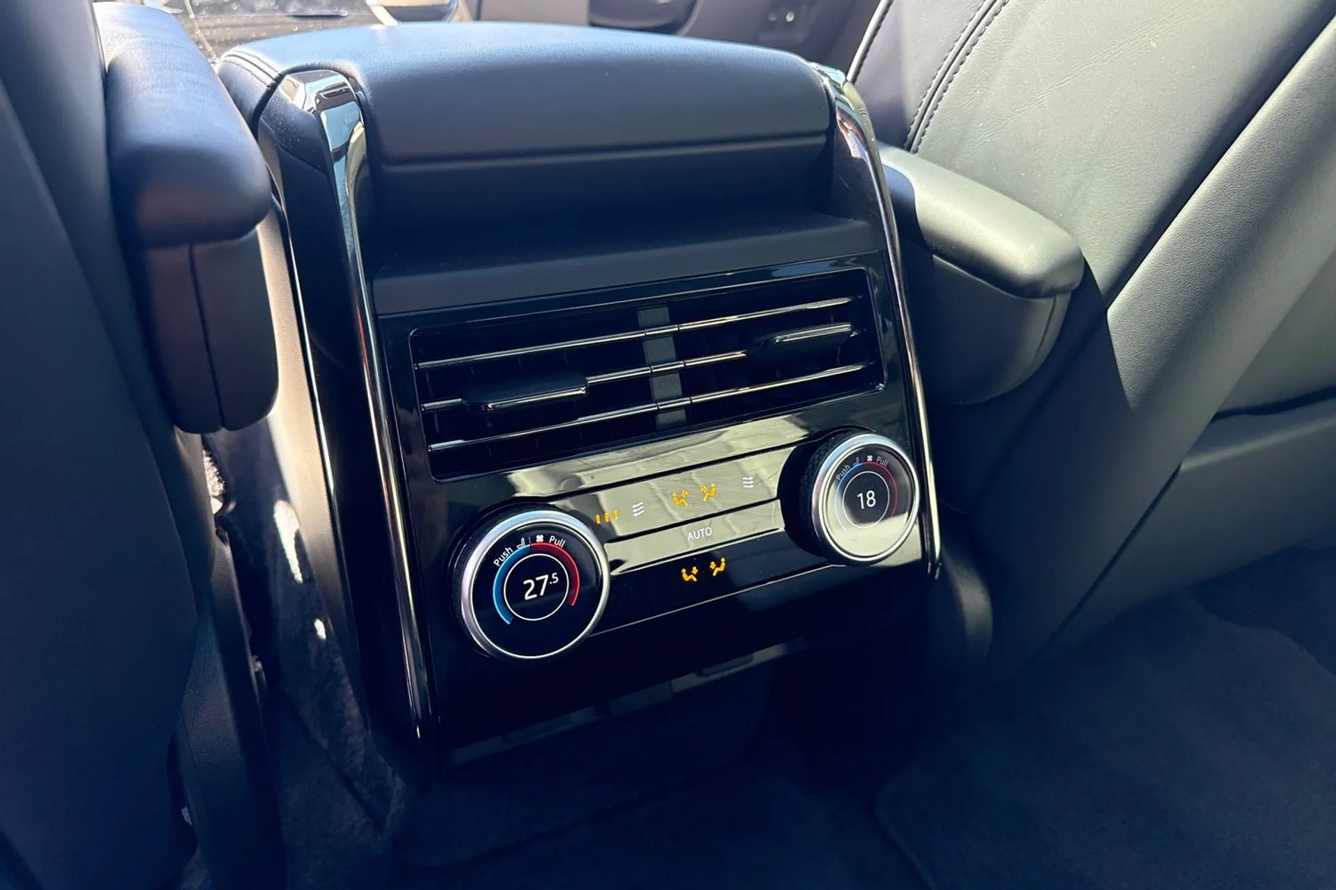 LAND ROVER RANGE ROVER SPORT thumbnail image number 35