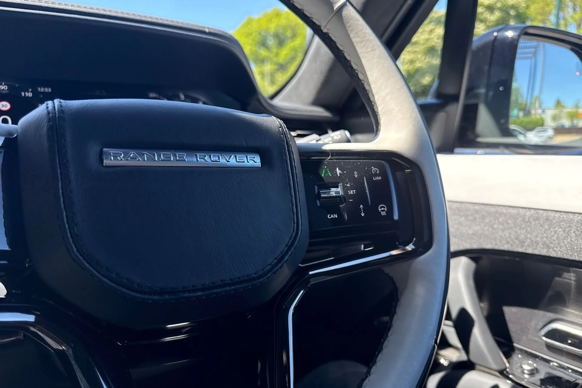 LAND ROVER RANGE ROVER SPORT thumbnail image number 41