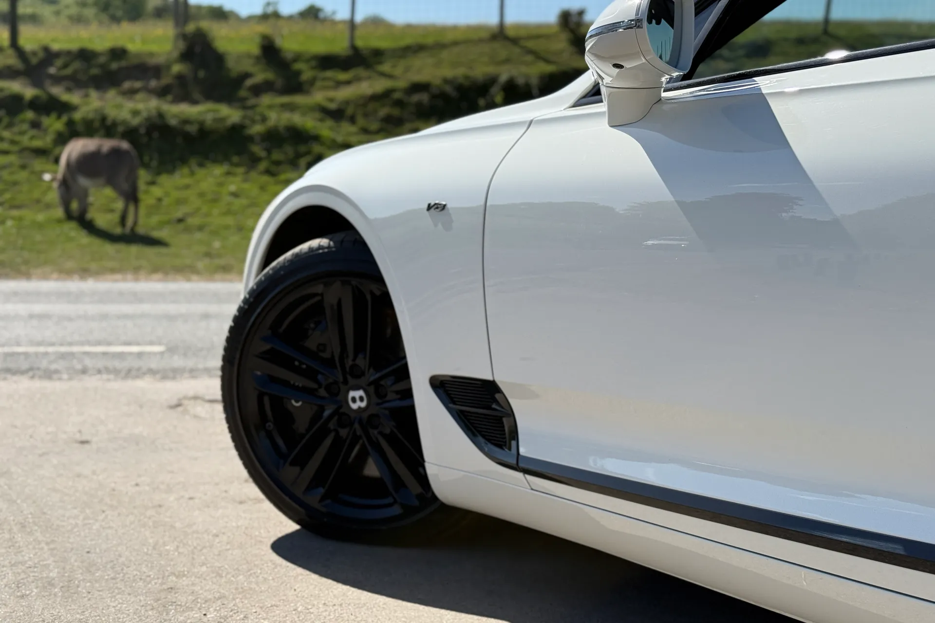 Bentley CONTINENTAL GTC thumbnail image number 34