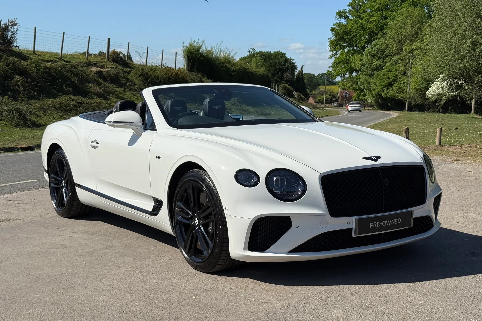 Bentley CONTINENTAL GTC thumbnail image number 17
