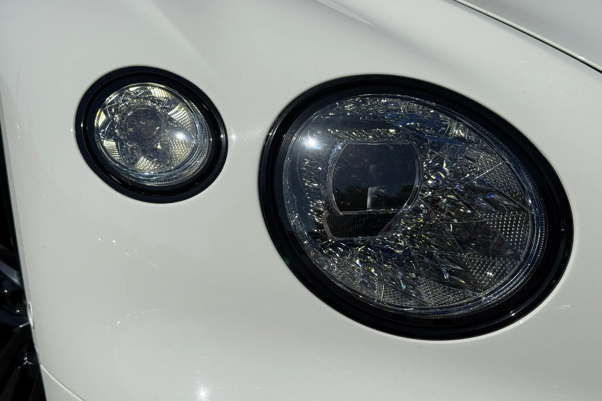 Bentley CONTINENTAL GTC thumbnail image number 10
