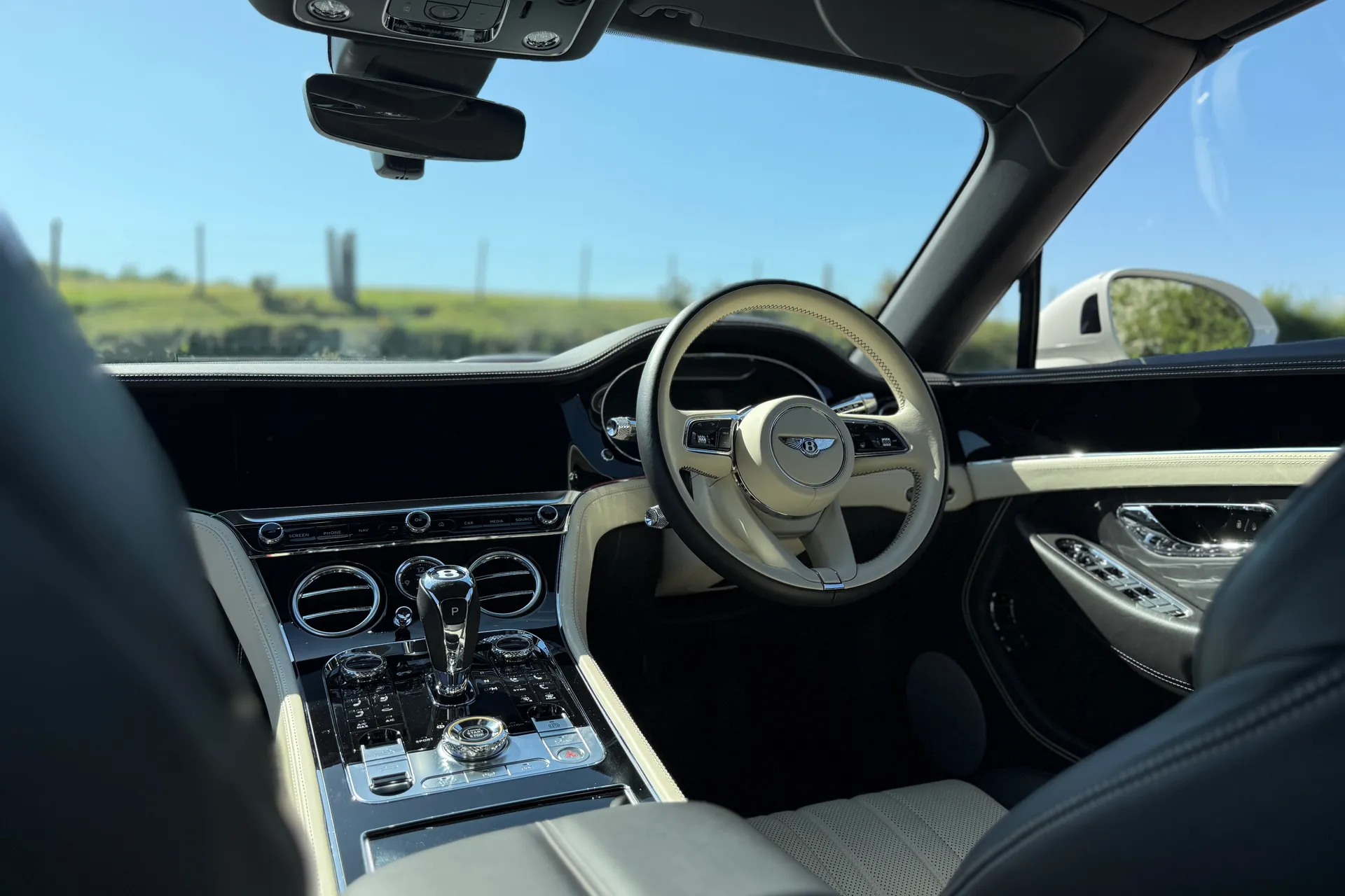 Bentley CONTINENTAL GTC thumbnail image number 6