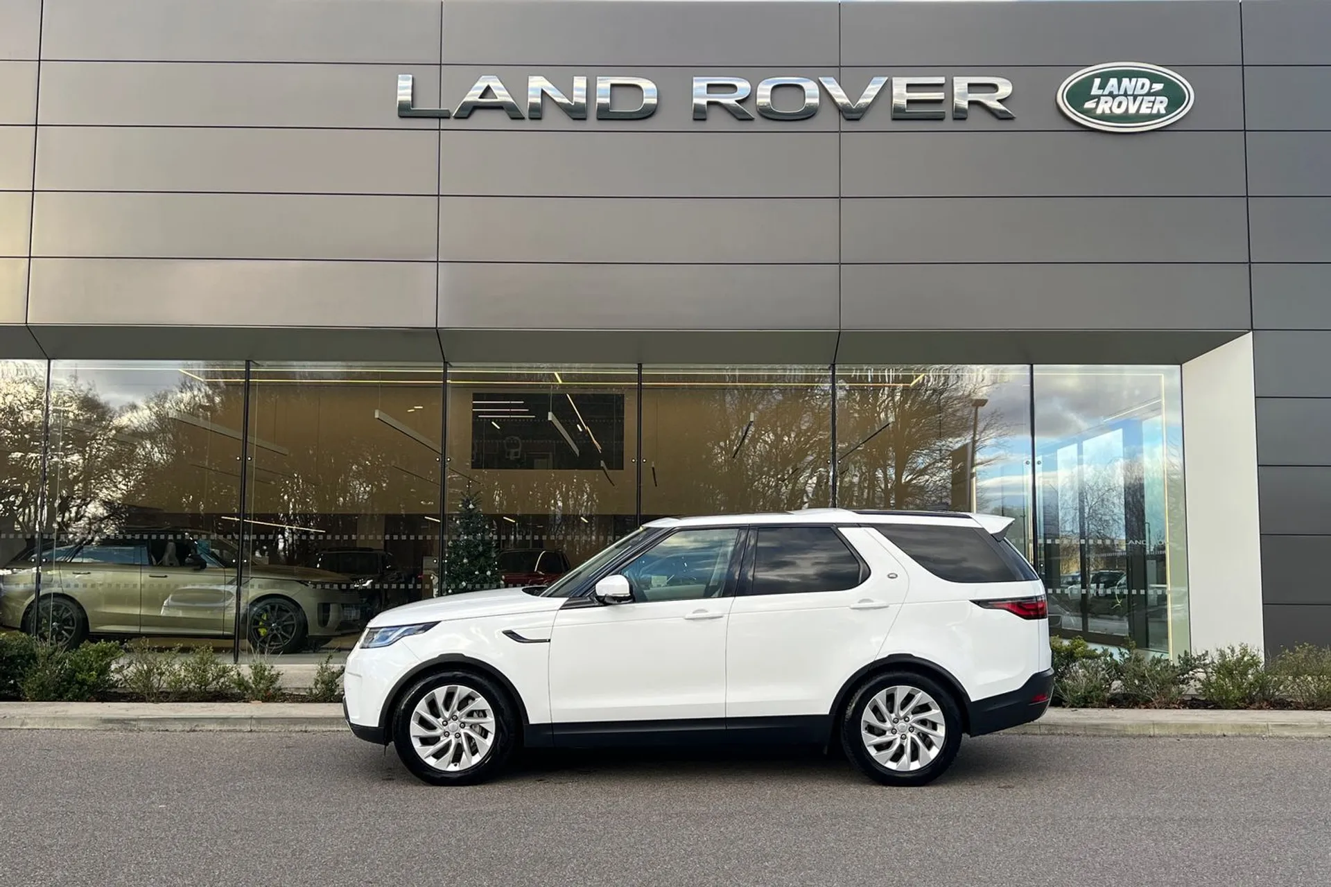 LAND ROVER DISCOVERY thumbnail image number 15