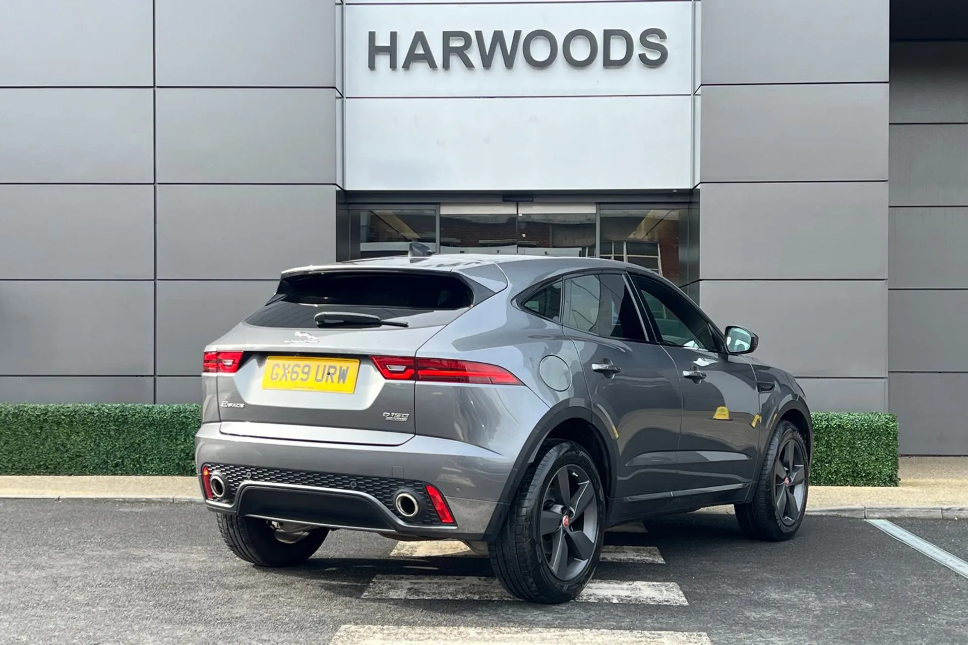 Jaguar E-PACE thumbnail image number 6