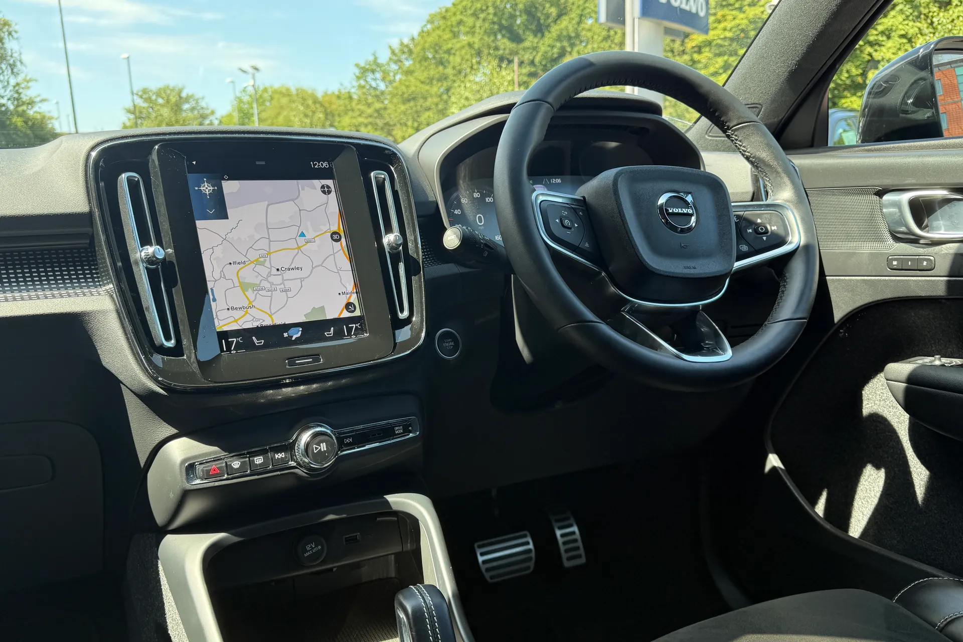 Volvo XC40 thumbnail image number 35
