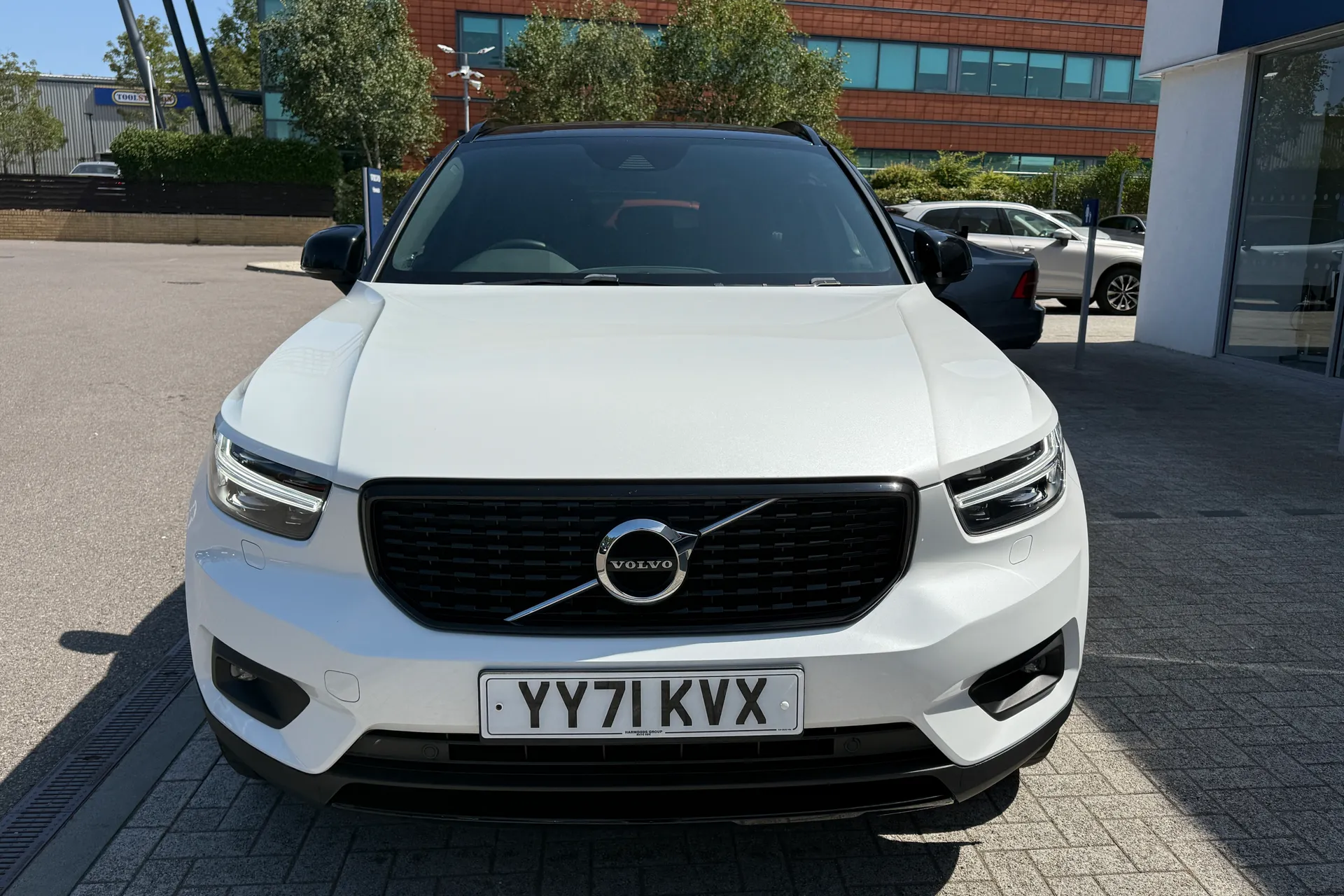 Volvo XC40 thumbnail image number 13