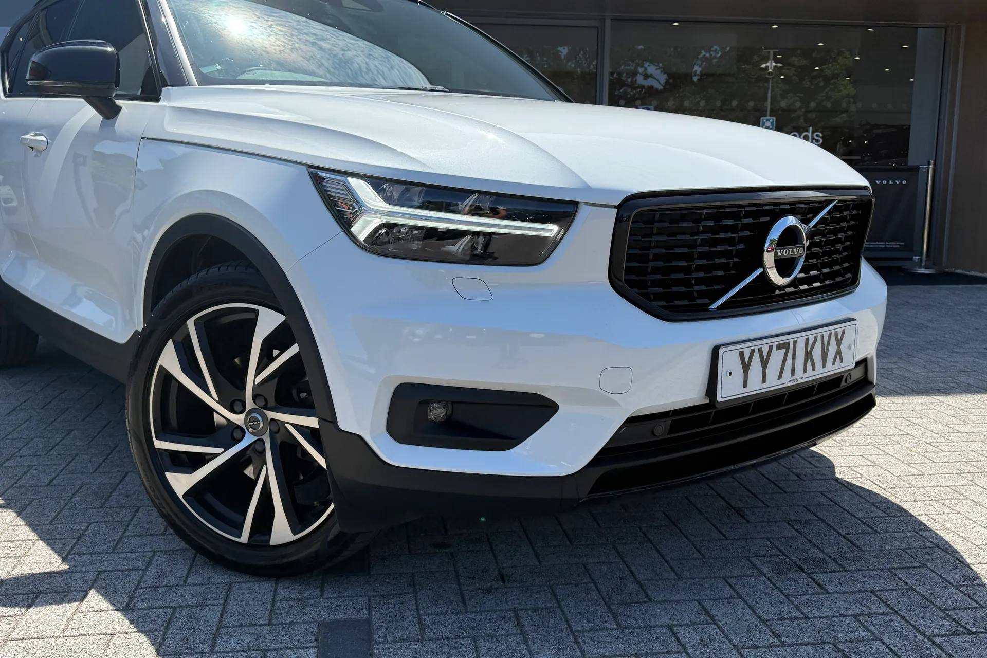 Volvo XC40 thumbnail image number 7