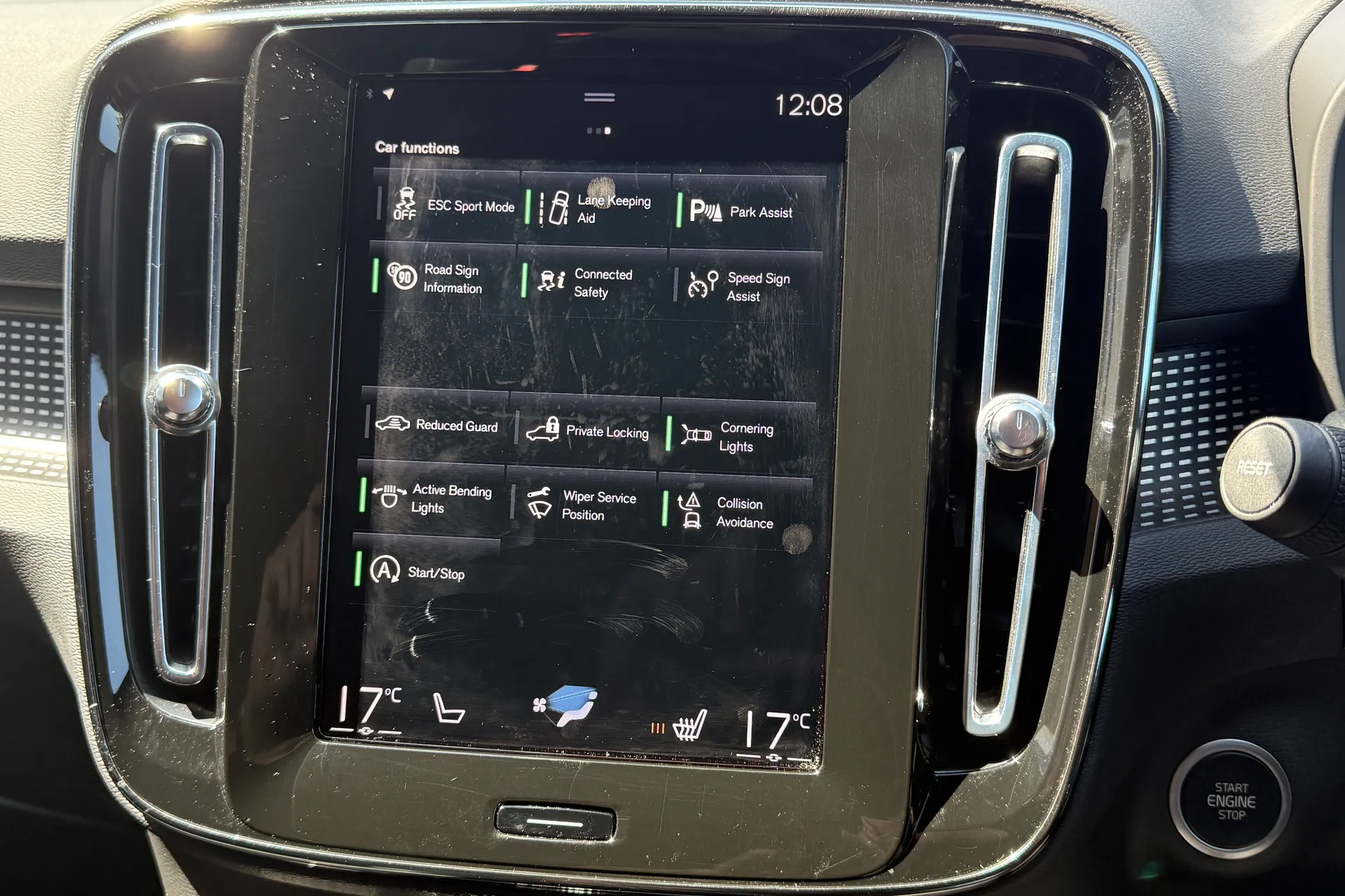 Volvo XC40 thumbnail image number 41