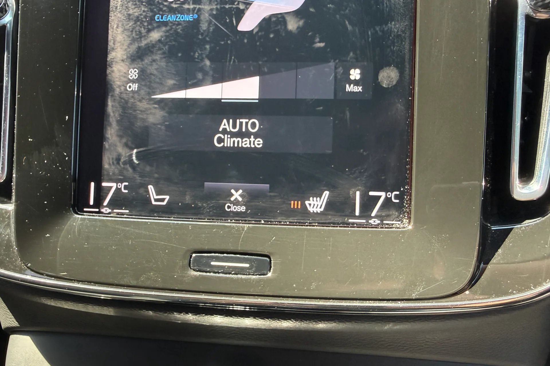 Volvo XC40 thumbnail image number 39