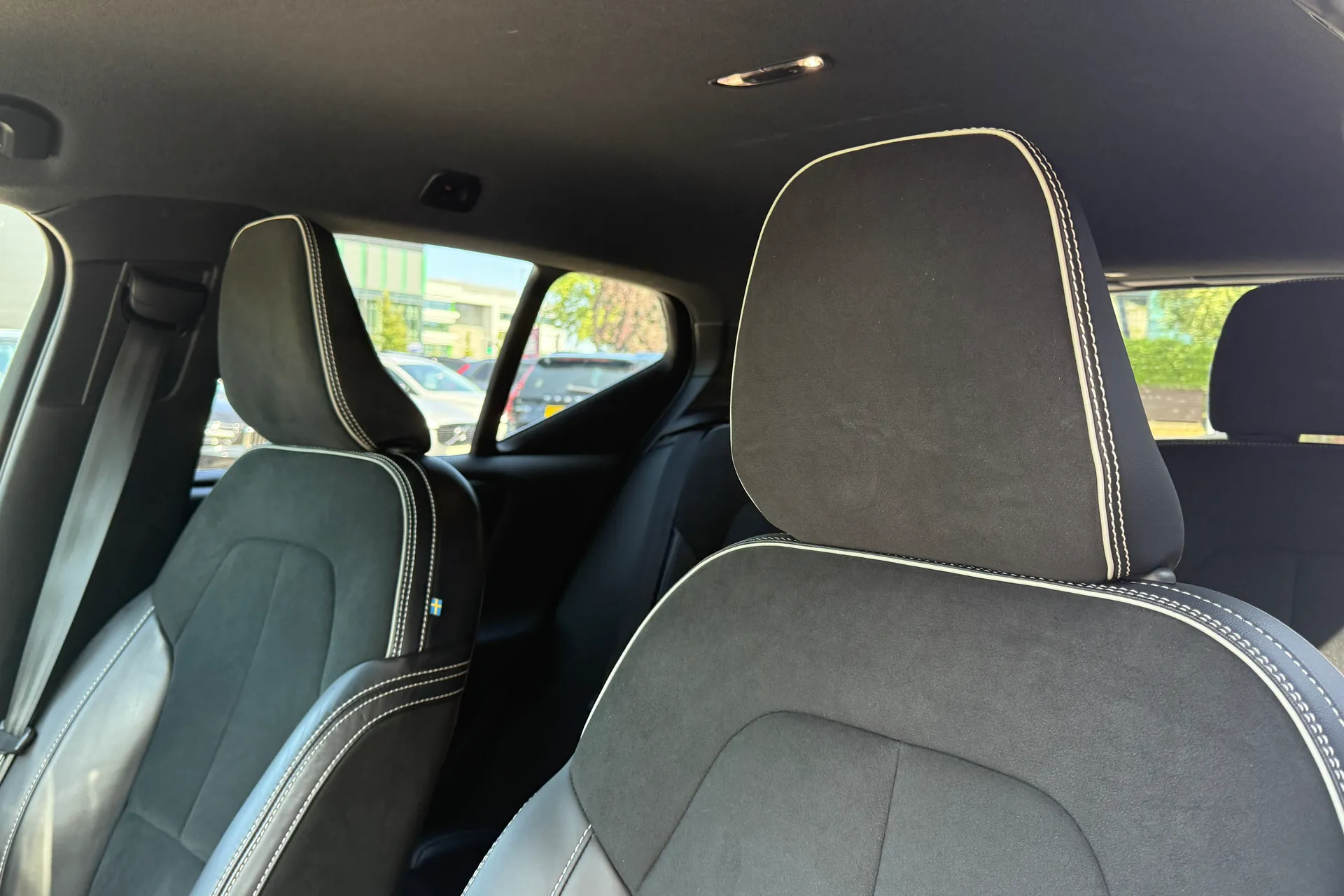 Volvo XC40 thumbnail image number 29