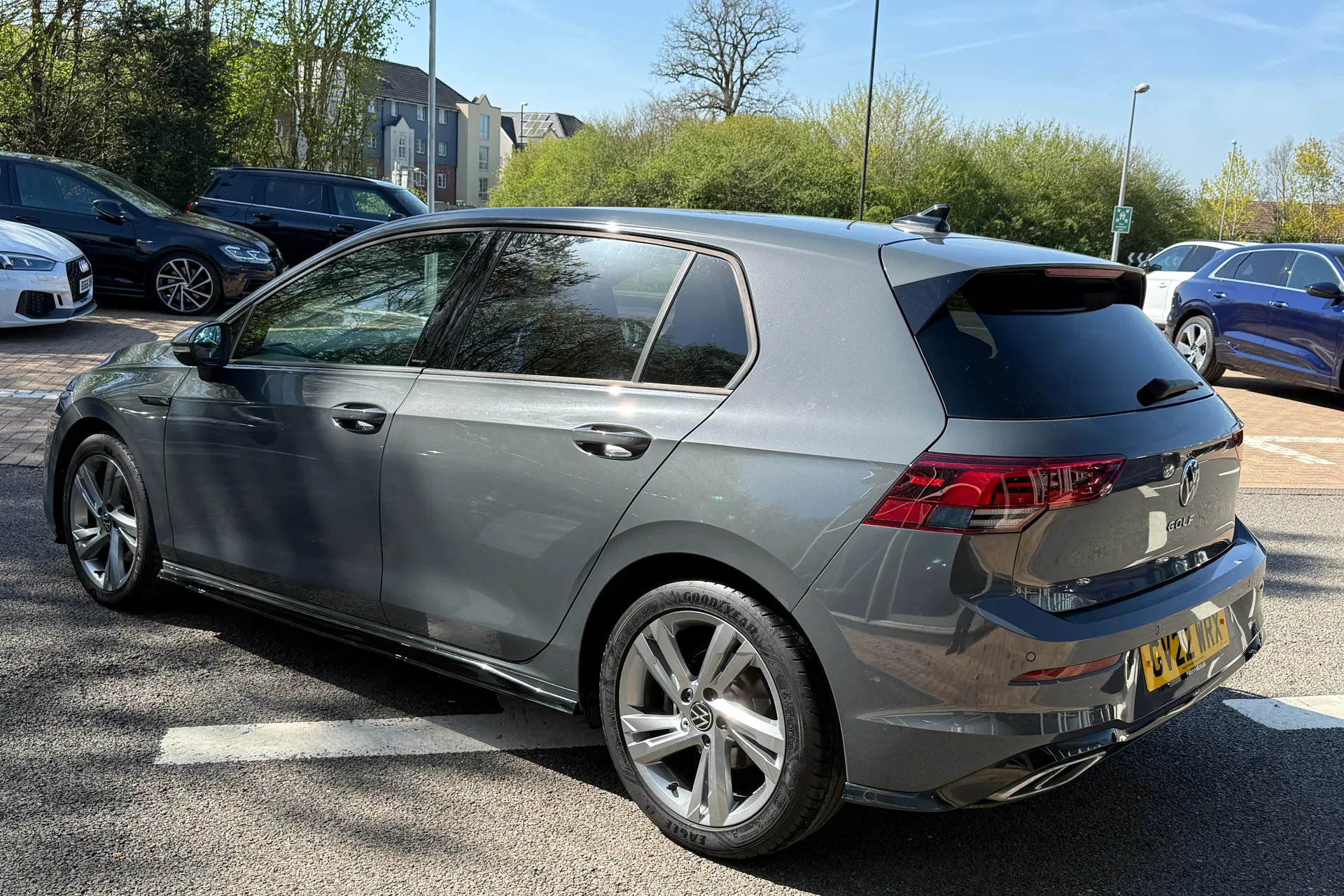 VOLKSWAGEN GOLF thumbnail image number 44