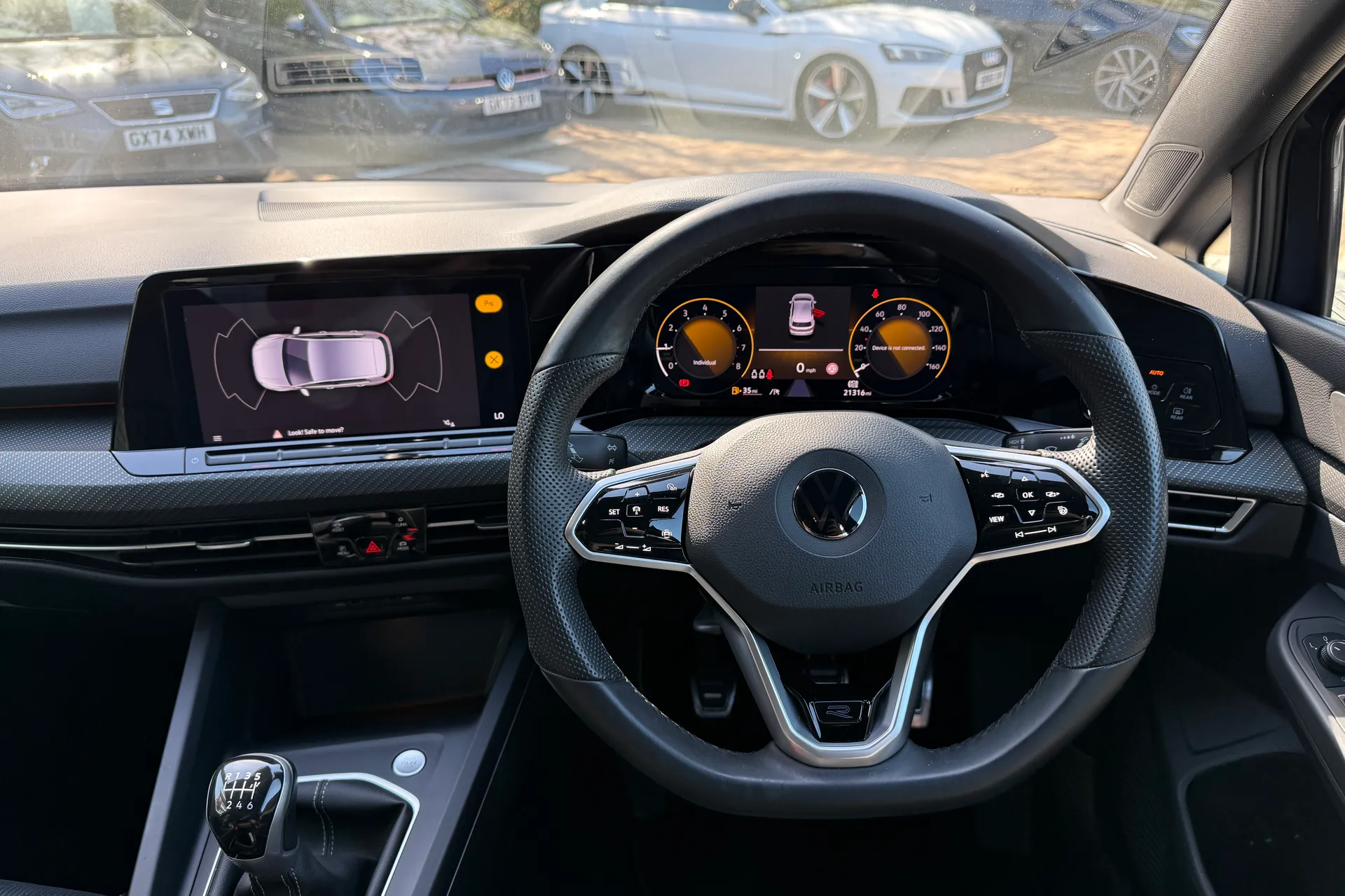 VOLKSWAGEN GOLF thumbnail image number 37