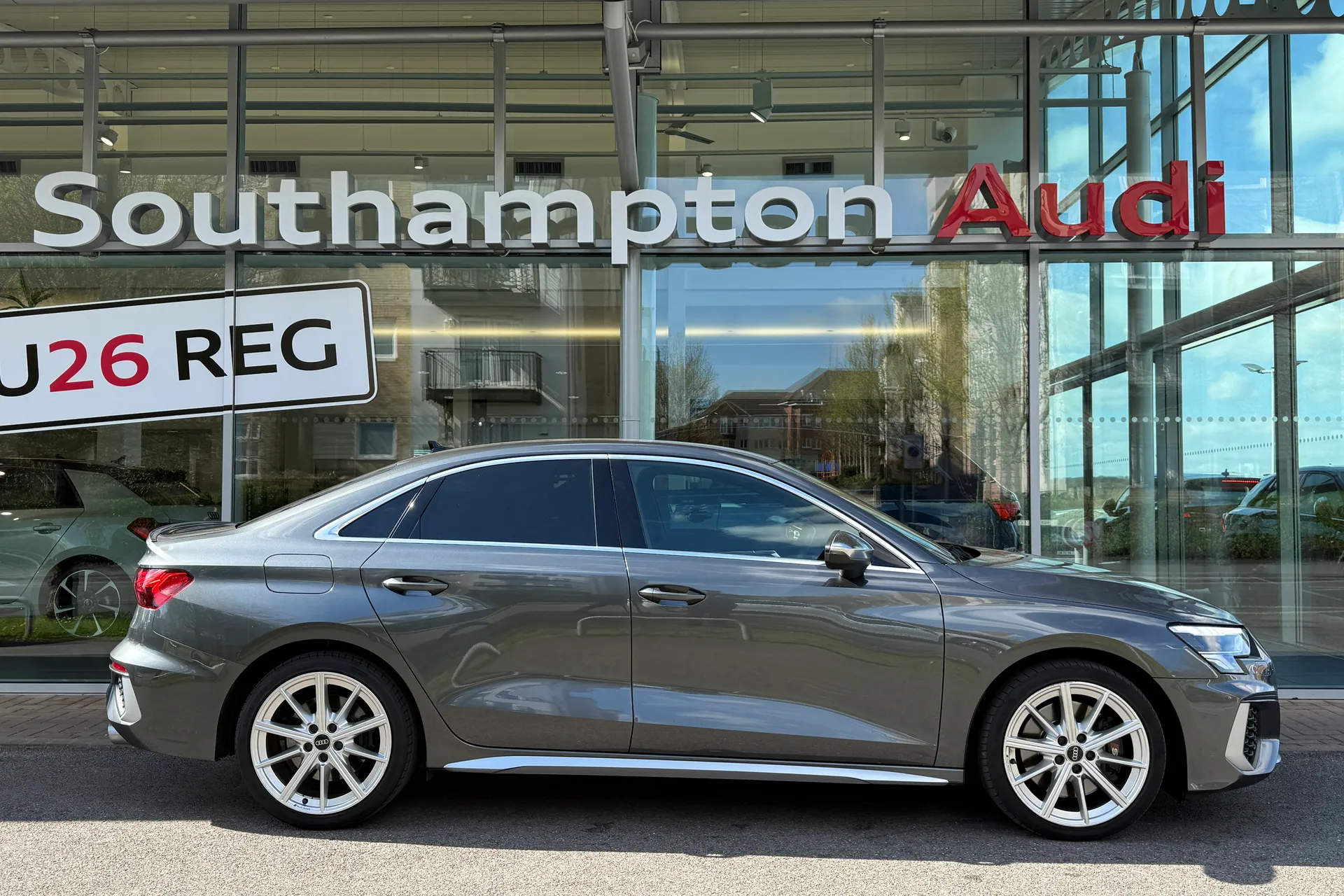 Audi A3 thumbnail image number 2