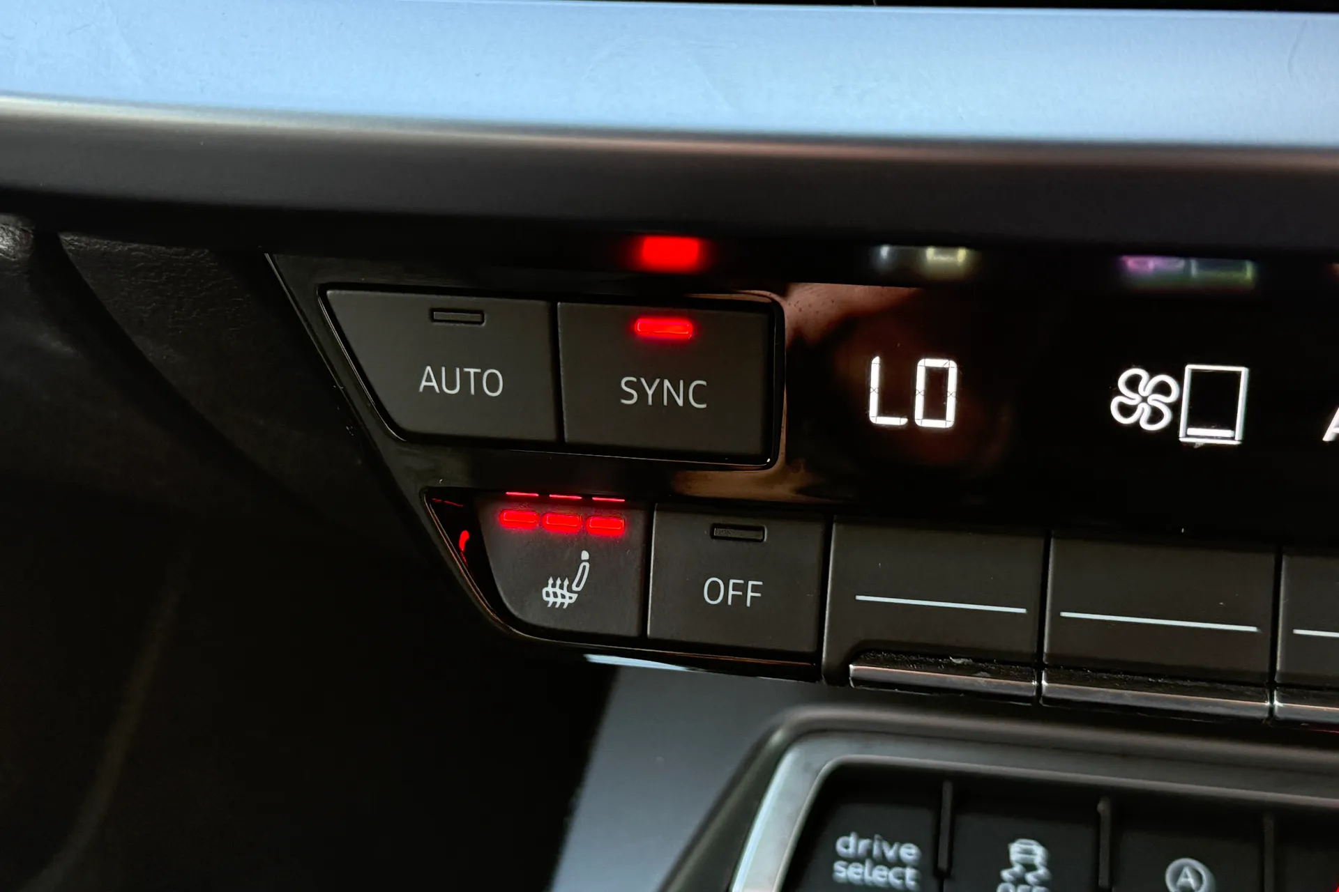 Audi A3 thumbnail image number 6