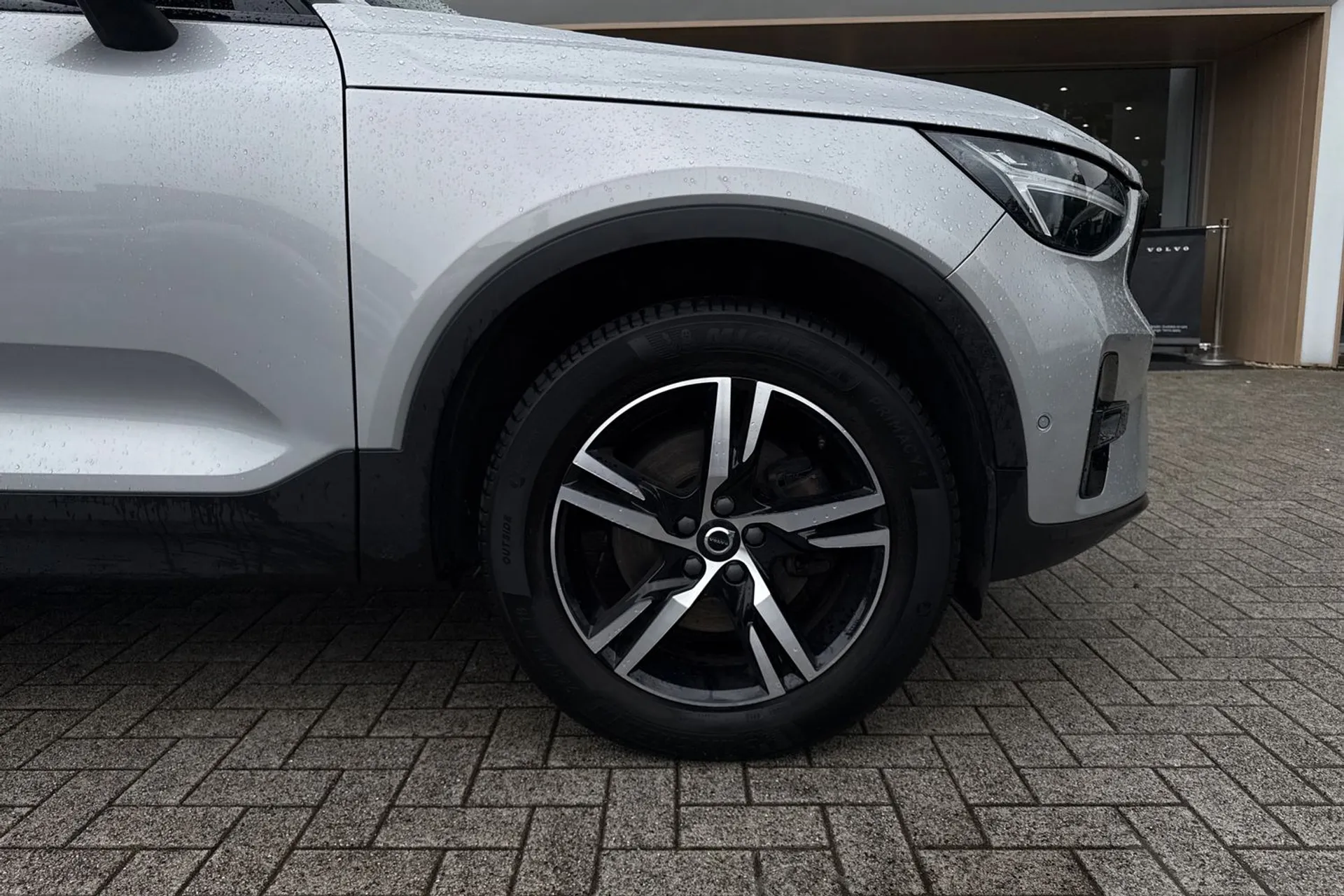 Volvo XC40 thumbnail image number 13