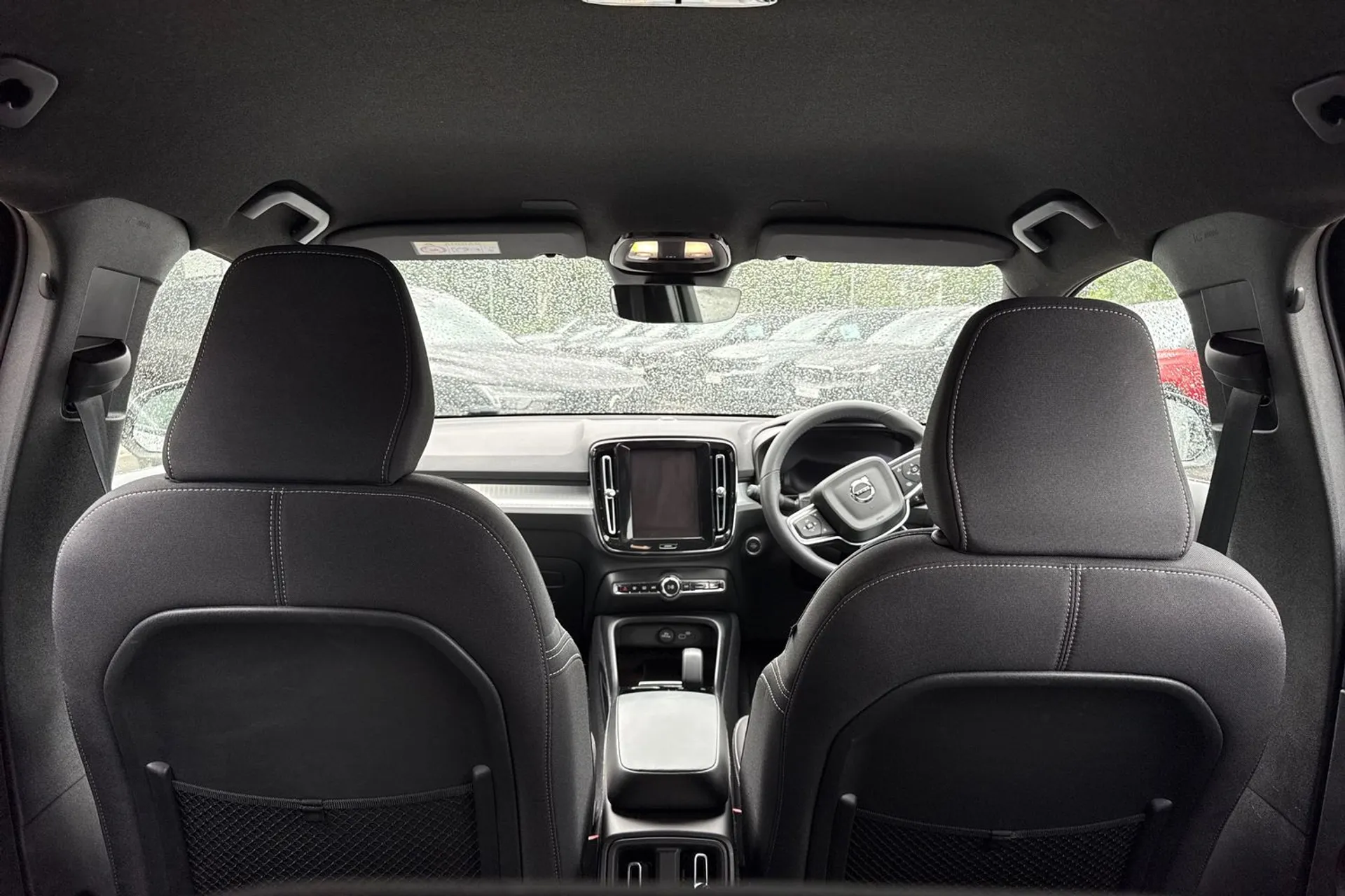 Volvo XC40 thumbnail image number 21