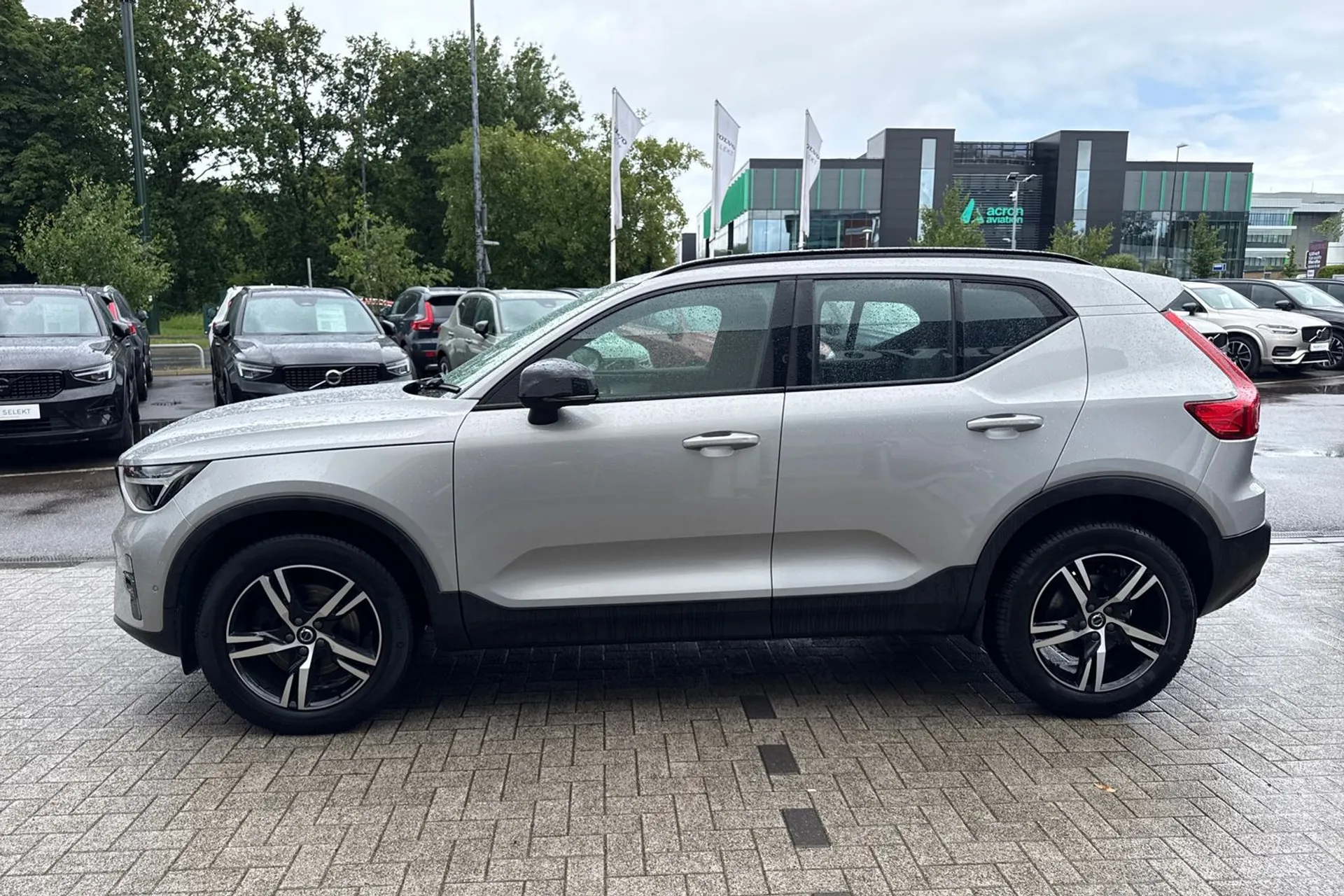 Volvo XC40 thumbnail image number 10