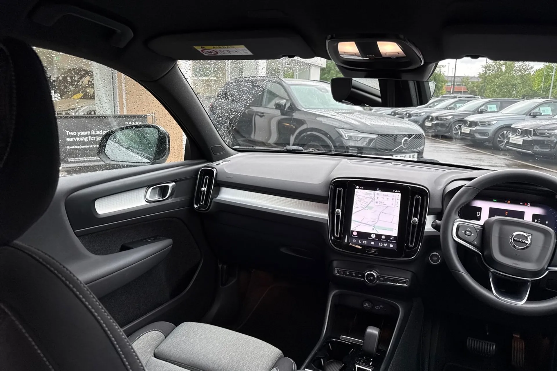 Volvo XC40 thumbnail image number 32