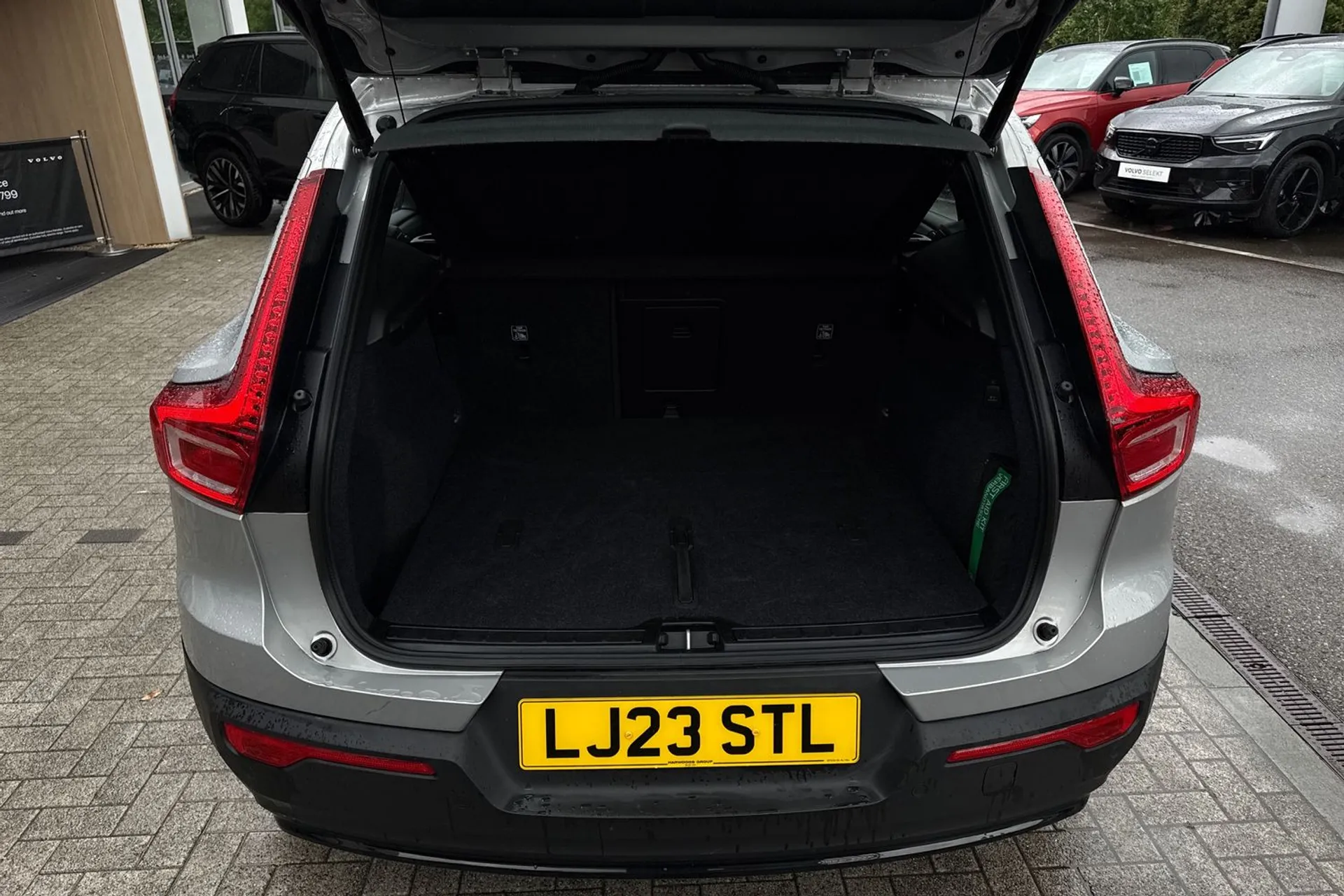 Volvo XC40 thumbnail image number 19