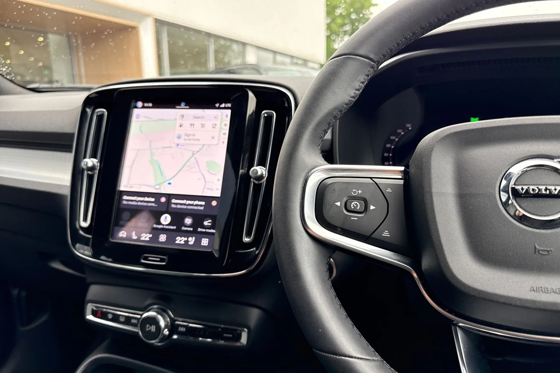 Volvo XC40 thumbnail image number 36